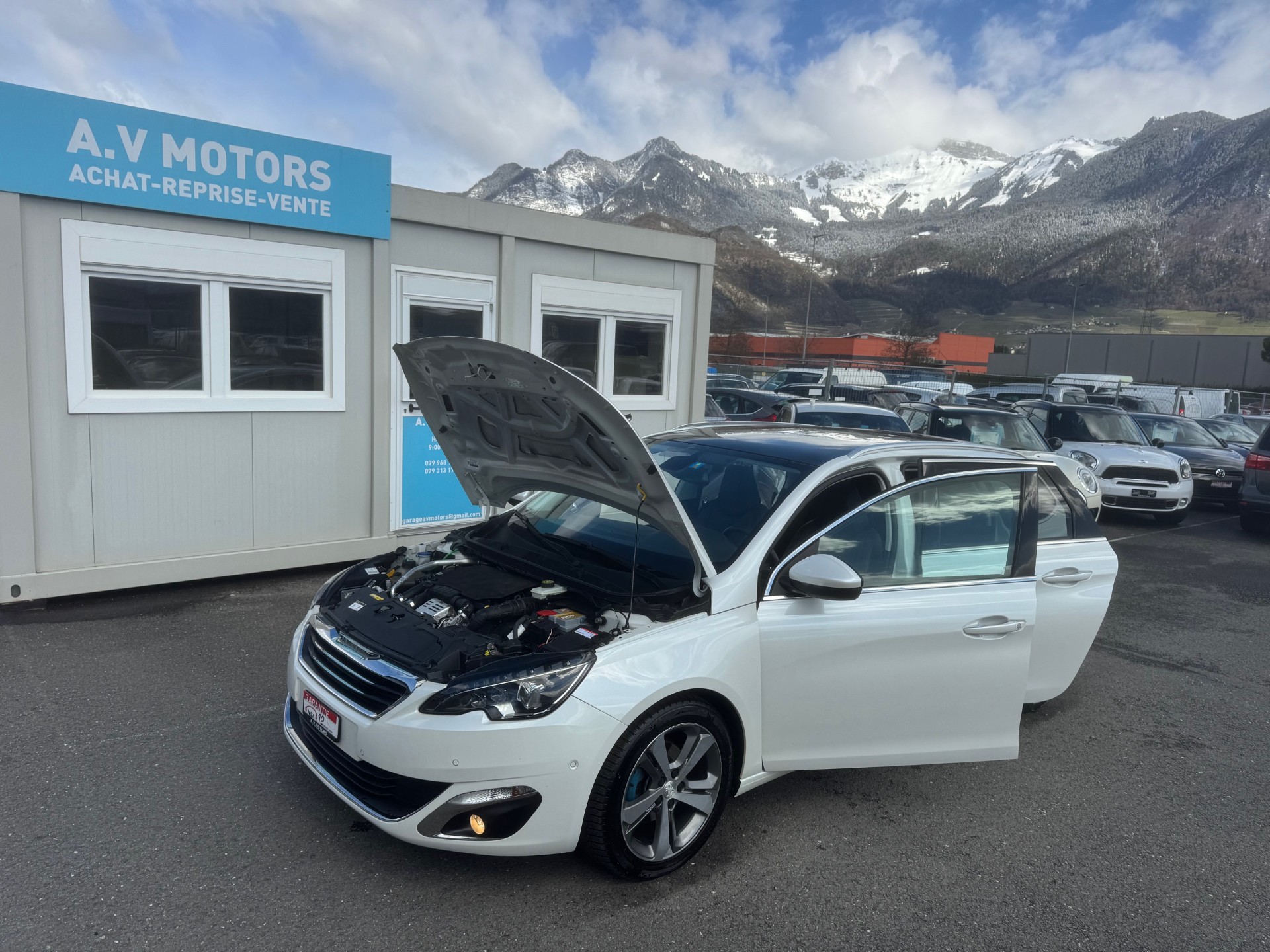 PEUGEOT 308 SW 1.2 THP Féline-image-15