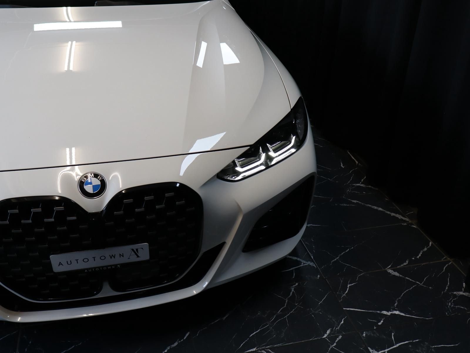 BMW M440i xDrive 48V Cabriolet Steptronic-image-12