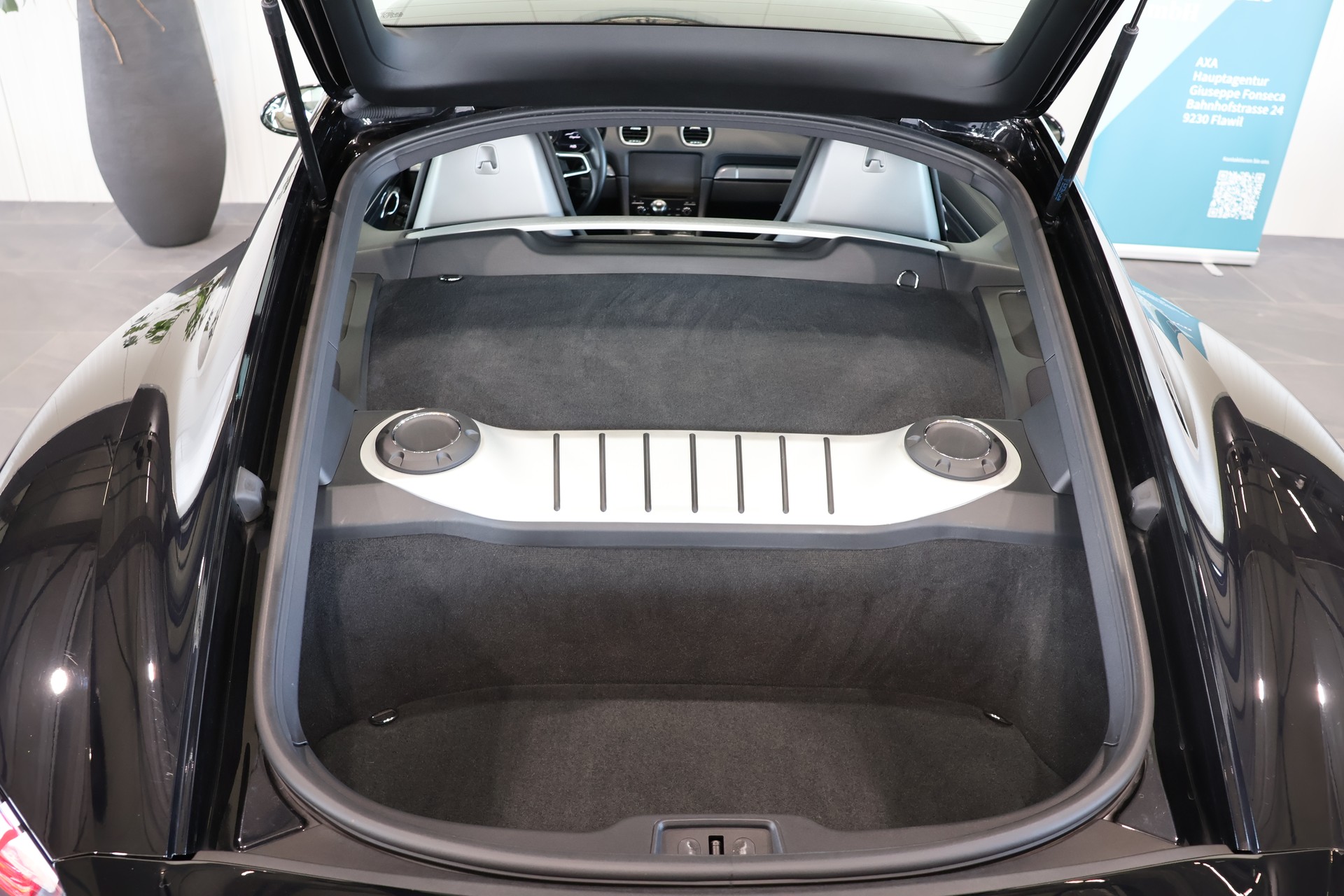 PORSCHE 718 Cayman 2.0-image-14