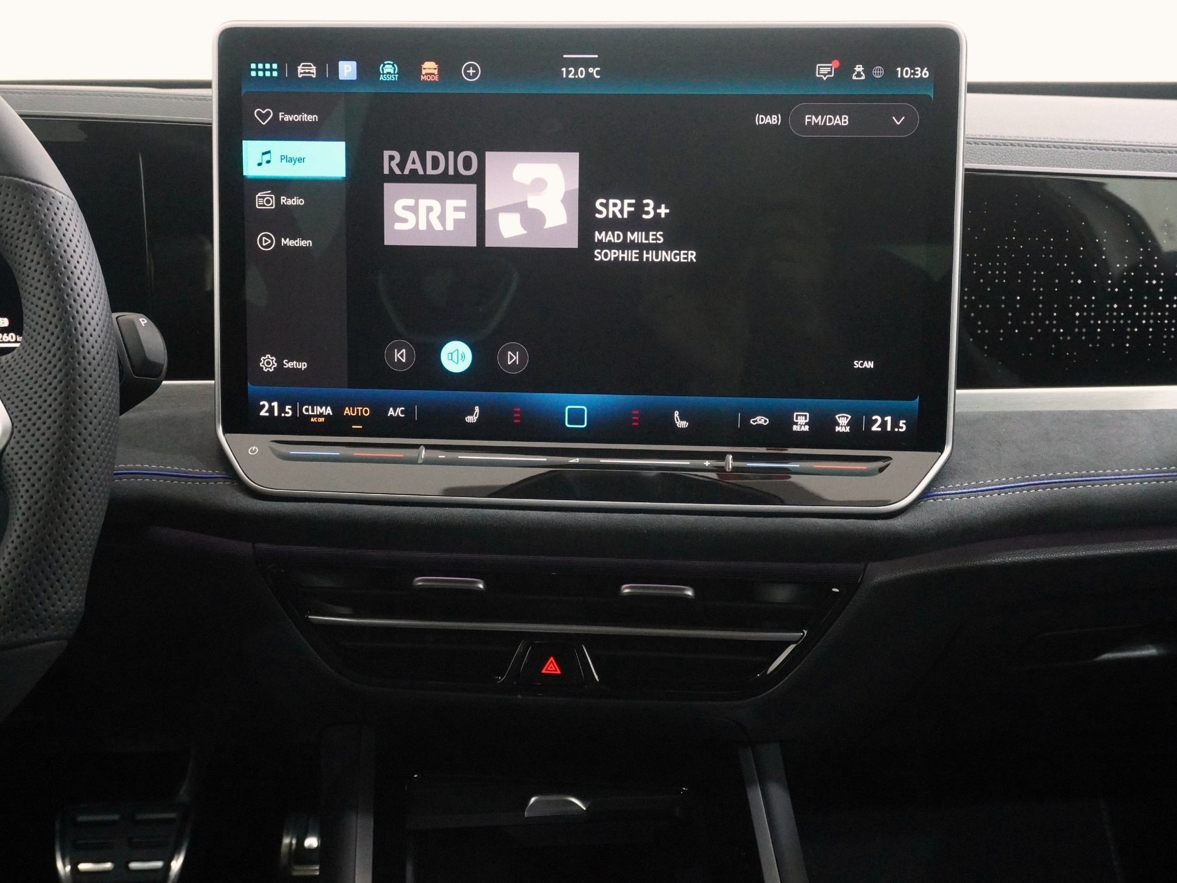 VW Passat Variant 2.0 TSI R-Line 4Motion DSG-image-24