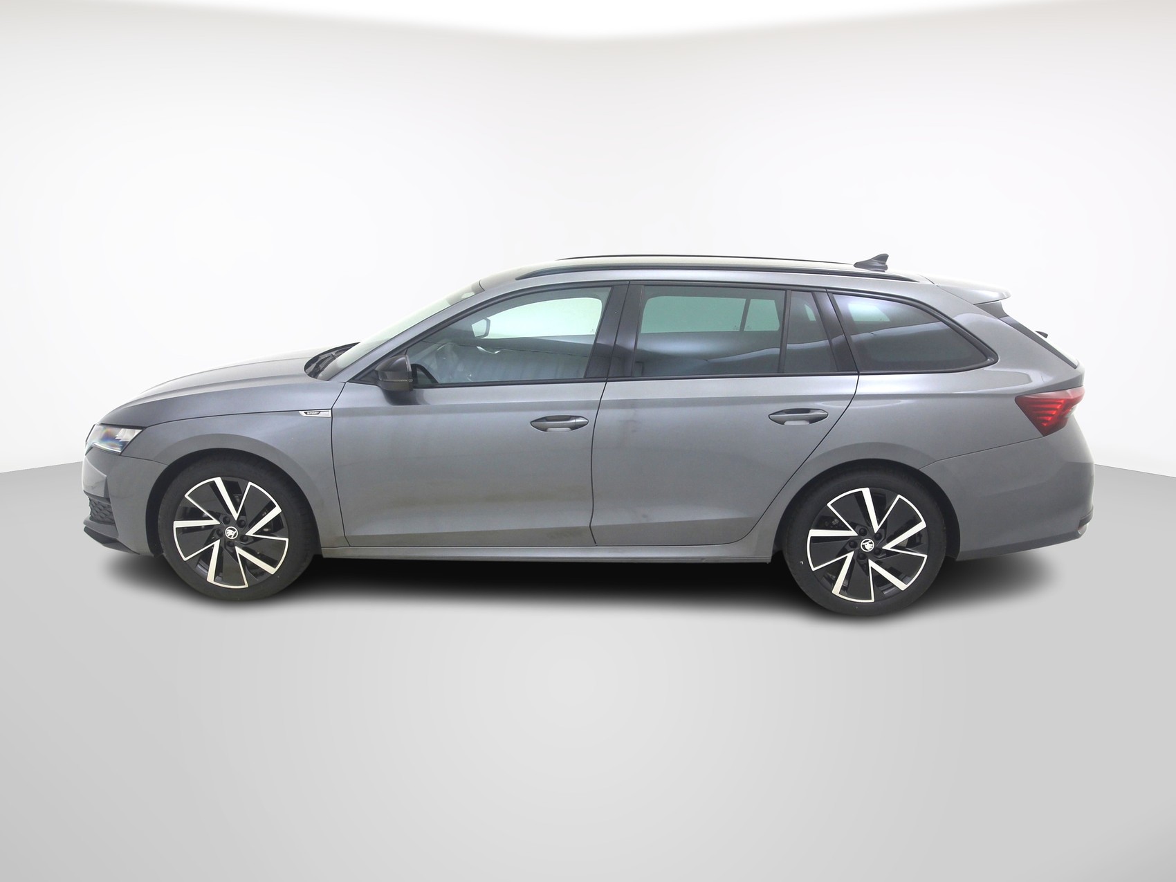 VW Passat Variant 2.0 TSI R-Line 4Motion DSG-showroom-element-1