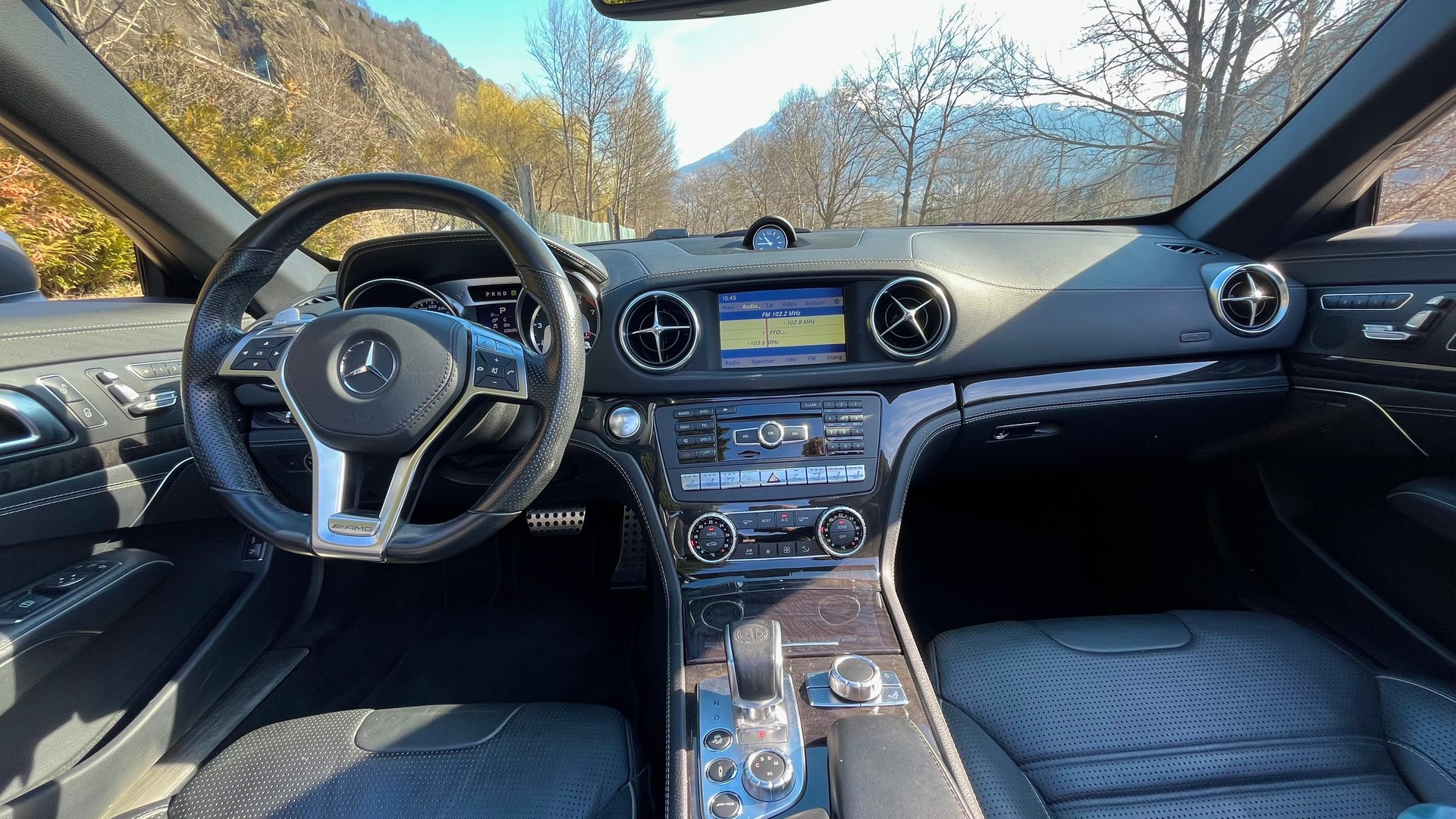MERCEDES-BENZ SL 63 AMG Speedshift-image-12