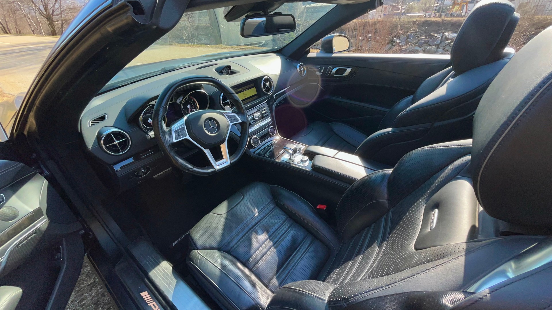 MERCEDES-BENZ SL 63 AMG Speedshift-image-15