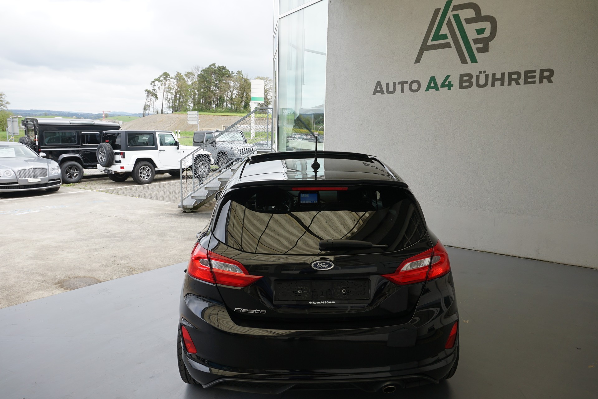 FORD Fiesta 1.0 SCTi ST Line 100PS mit erst 47`000km!!-image-6