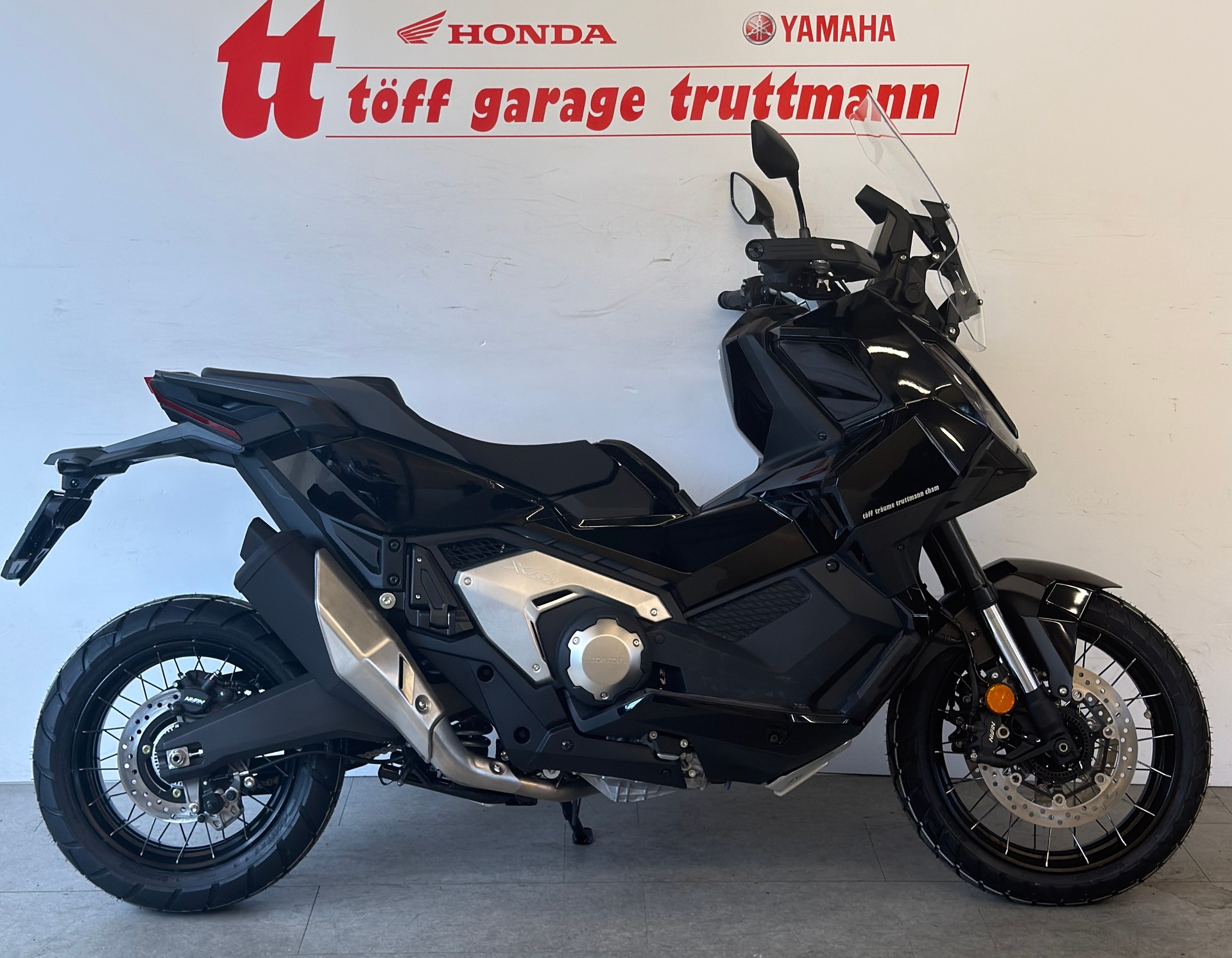 HONDA X-ADV 750