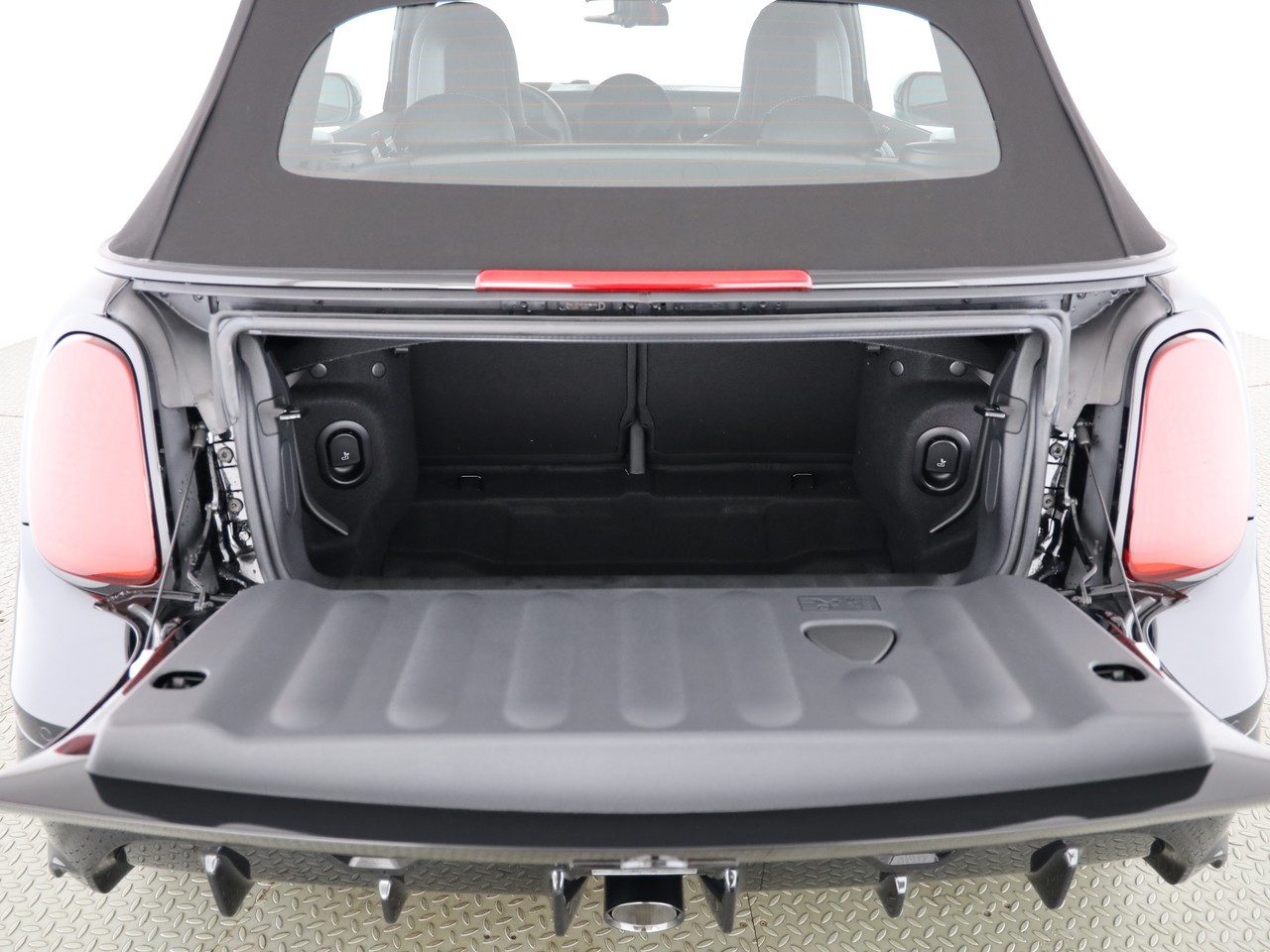 MINI Cooper John Cooper Works Cabriolet DKG-image-7