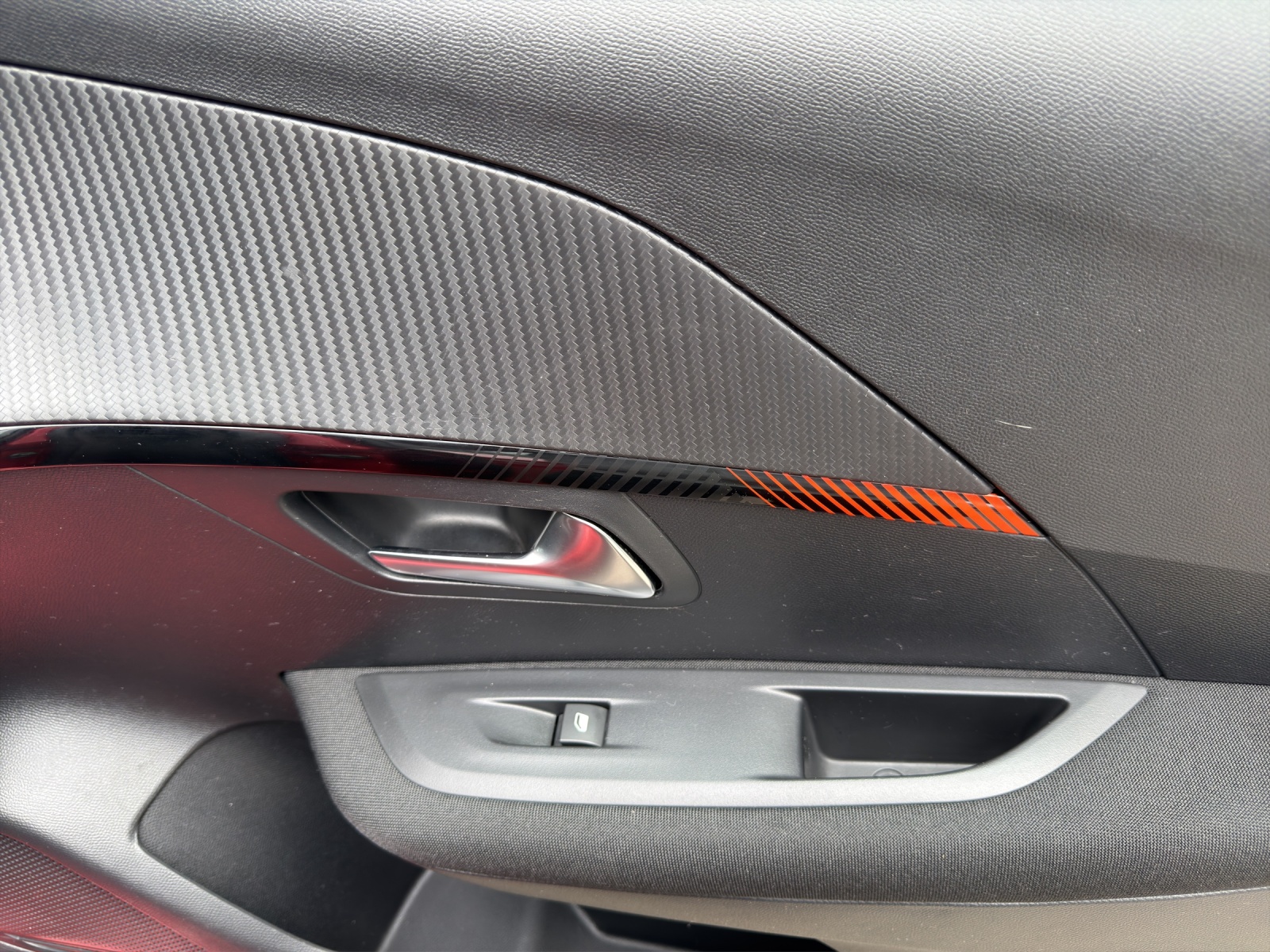 PEUGEOT 208 1.5 BlueHDi Active Pack-image-13
