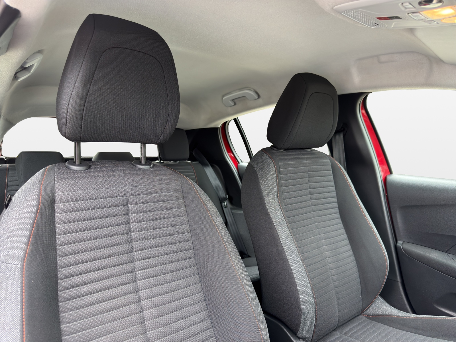 PEUGEOT 208 1.5 BlueHDi Active Pack-image-12