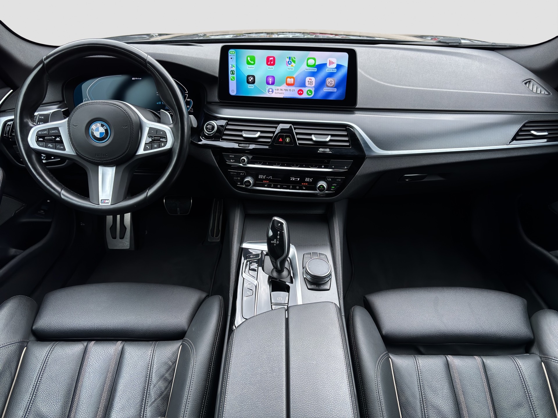 BMW 530e xDrive Touring Pure M Sport Steptronic-showroom-element-3