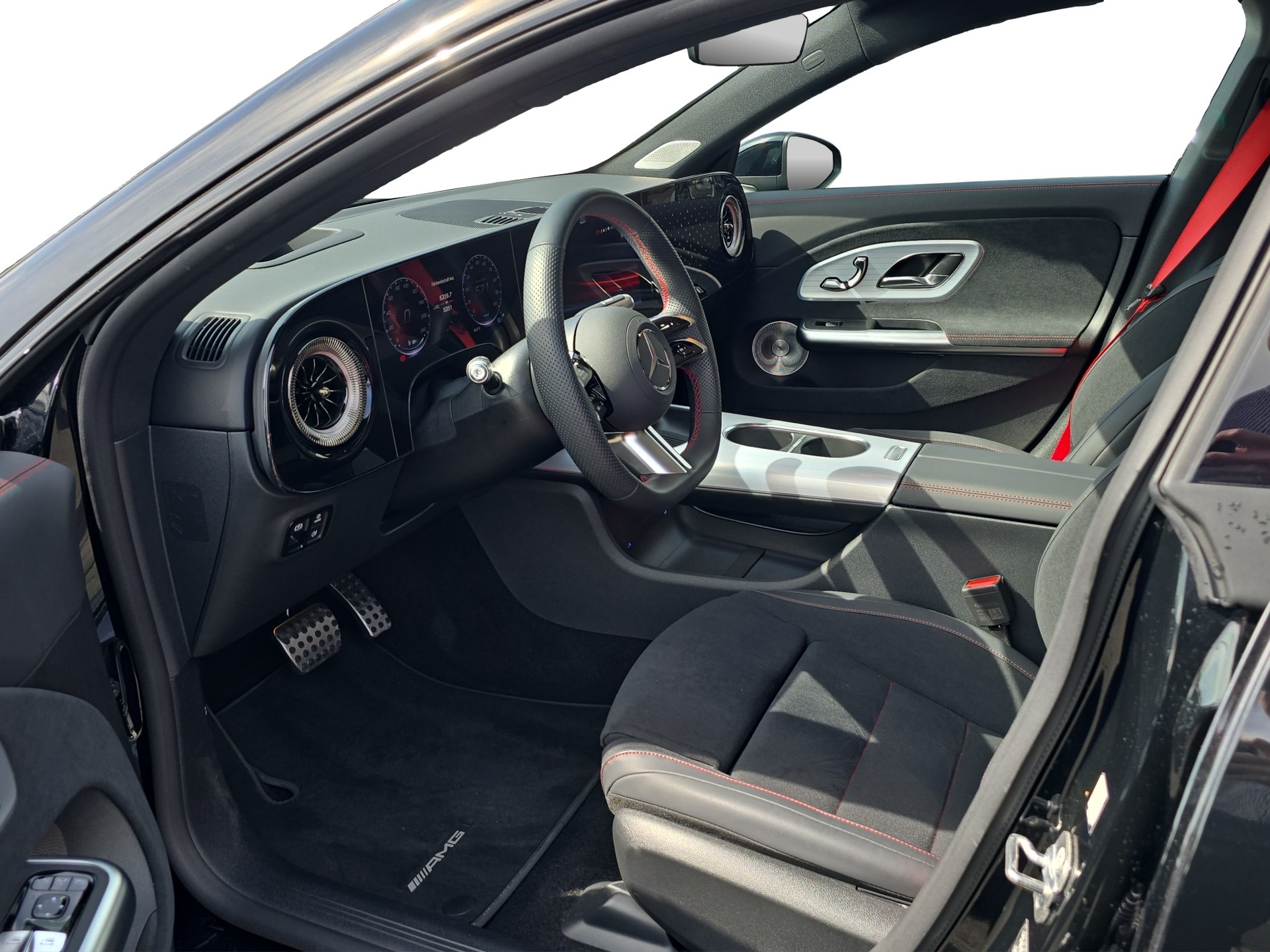 MERCEDES-BENZ CLA 350 4 Matic 85 kWh EQ-image-6