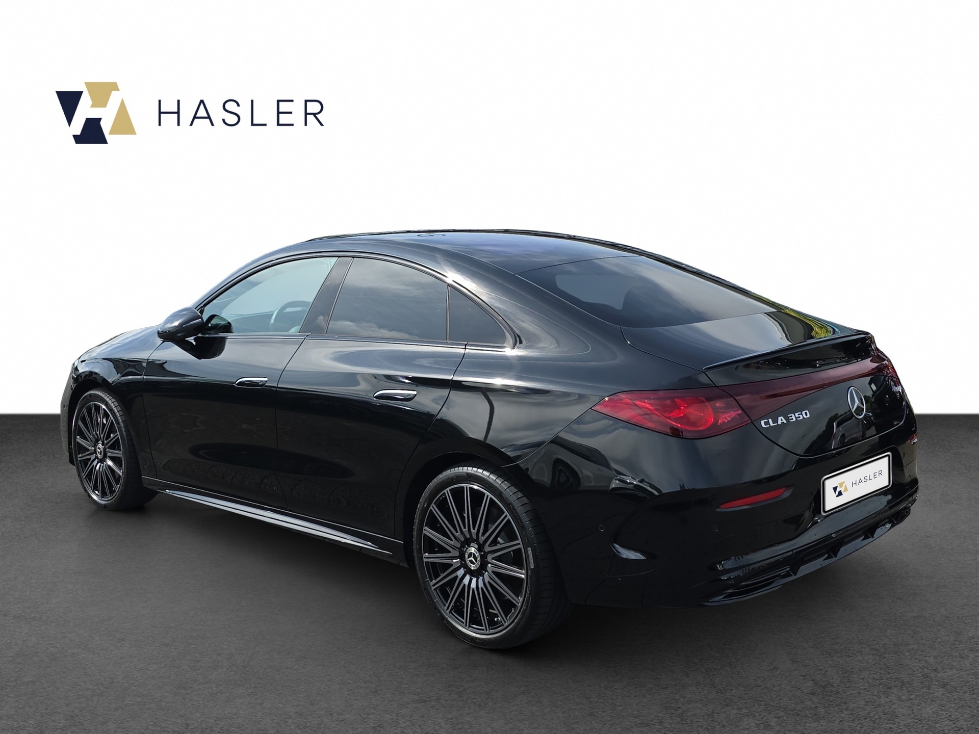 MERCEDES-BENZ CLA 350 4 Matic 85 kWh EQ-showroom-element-3