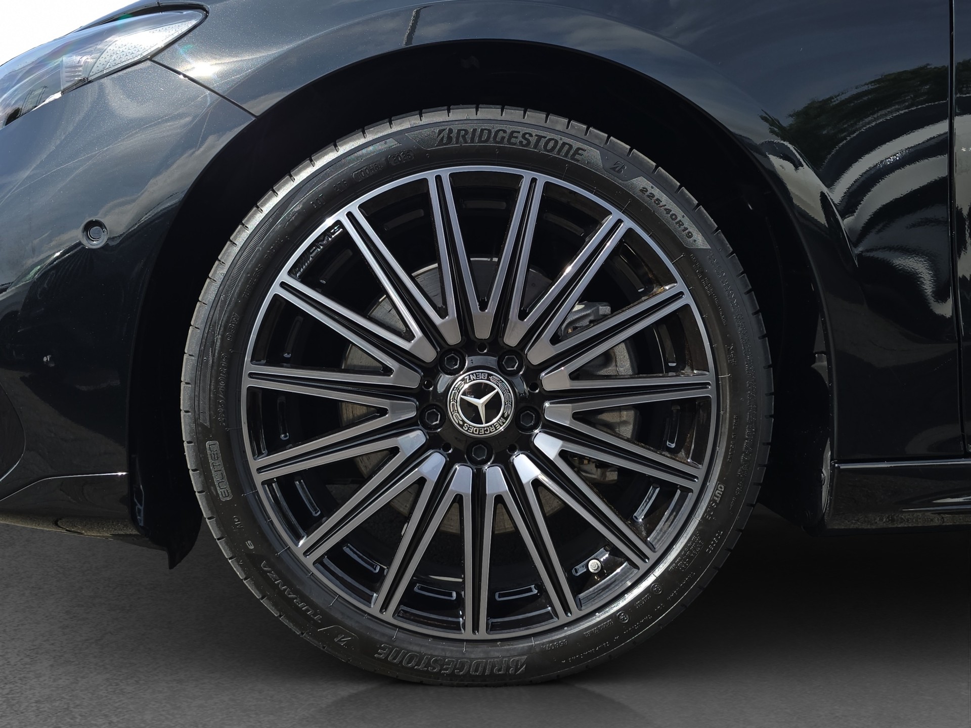 MERCEDES-BENZ CLA 350 4 Matic 85 kWh EQ-image-11