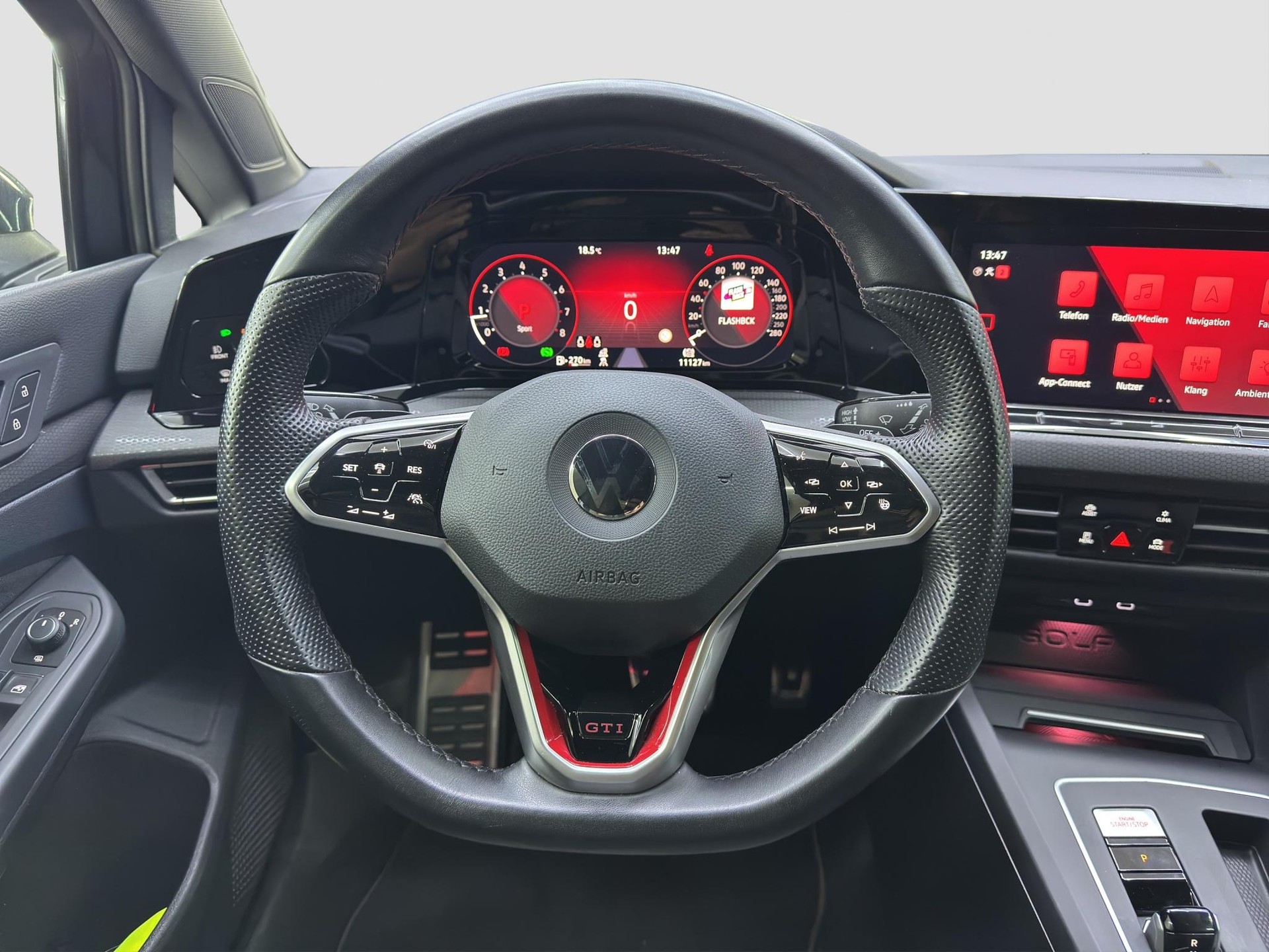 VW Golf 2.0 TSI GTI DSG-image-12