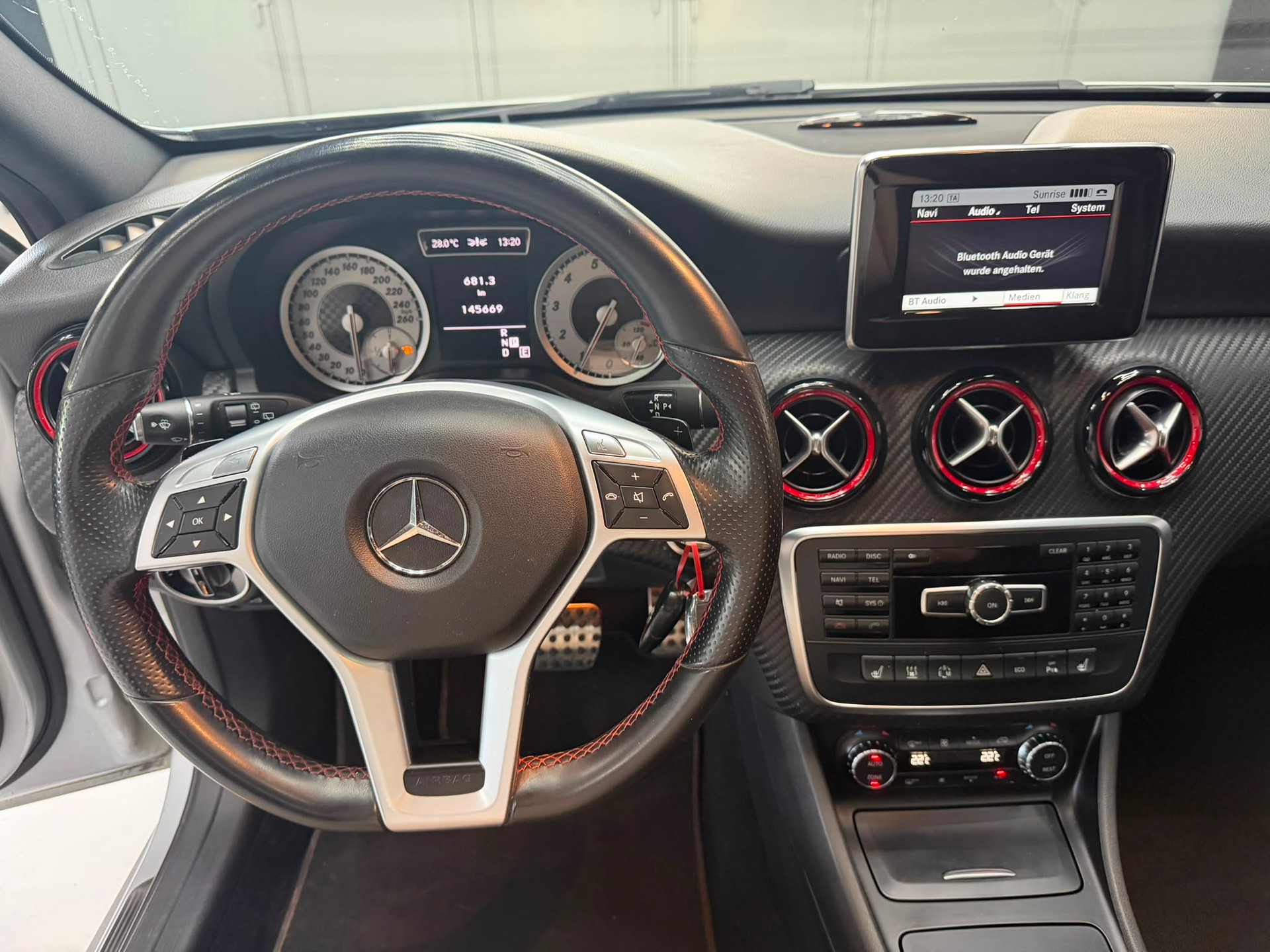 MERCEDES-BENZ A 250 Sport 7G-DCT-image-5