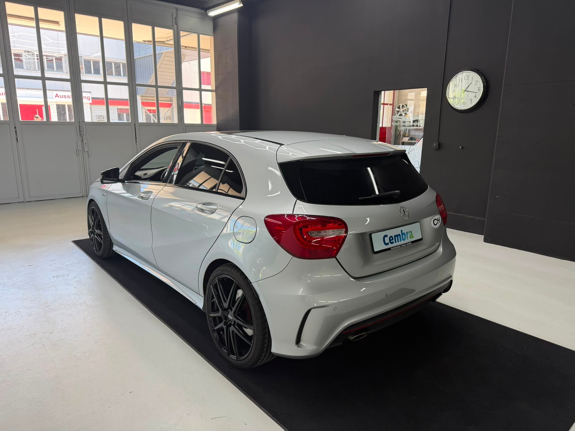 MERCEDES-BENZ A 250 Sport 7G-DCT-image-9