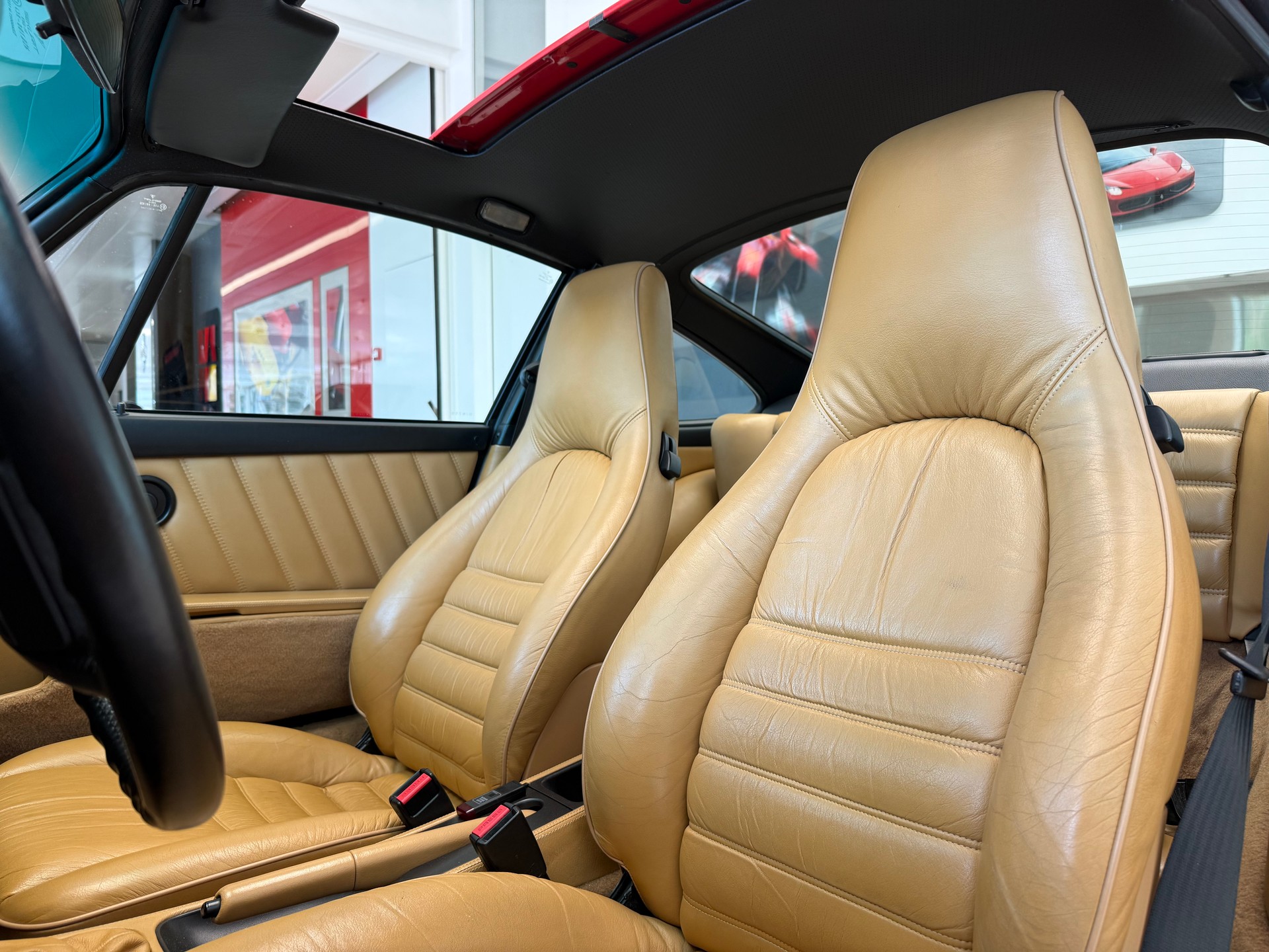 PORSCHE 911 Carrera 4-image-11