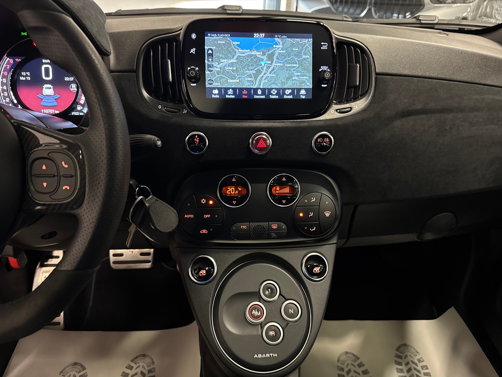 FIAT 595 1.4 16V Turbo Abarth Competizione Dualogic-image-25