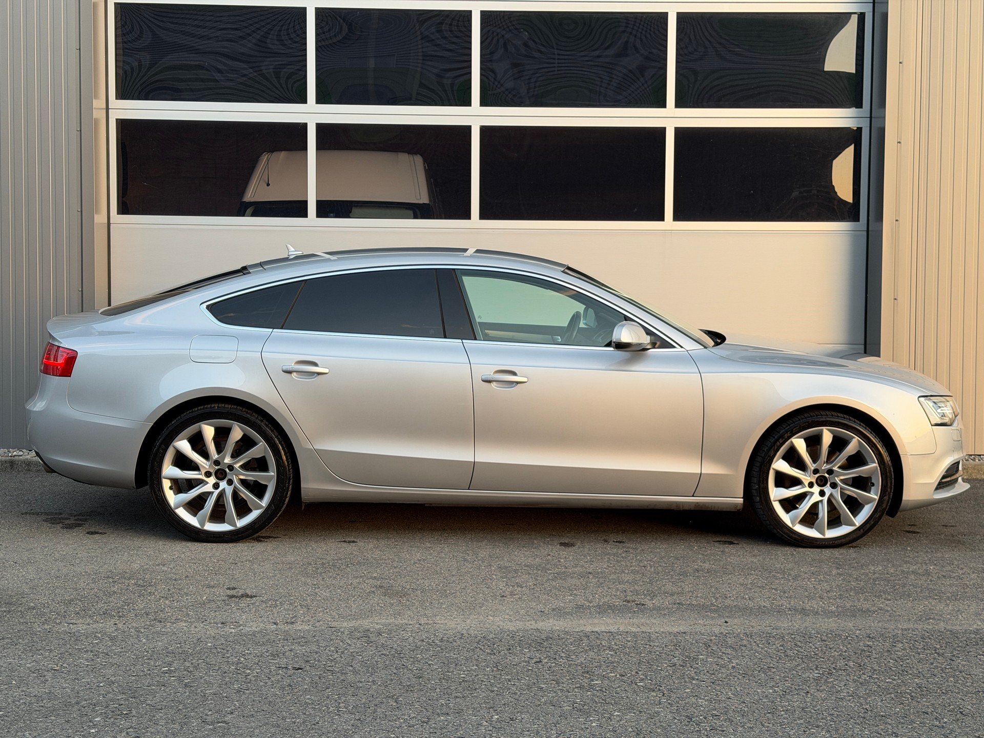 AUDI A5 Sportback 3.0 TDI quattro S-tronic-image-6