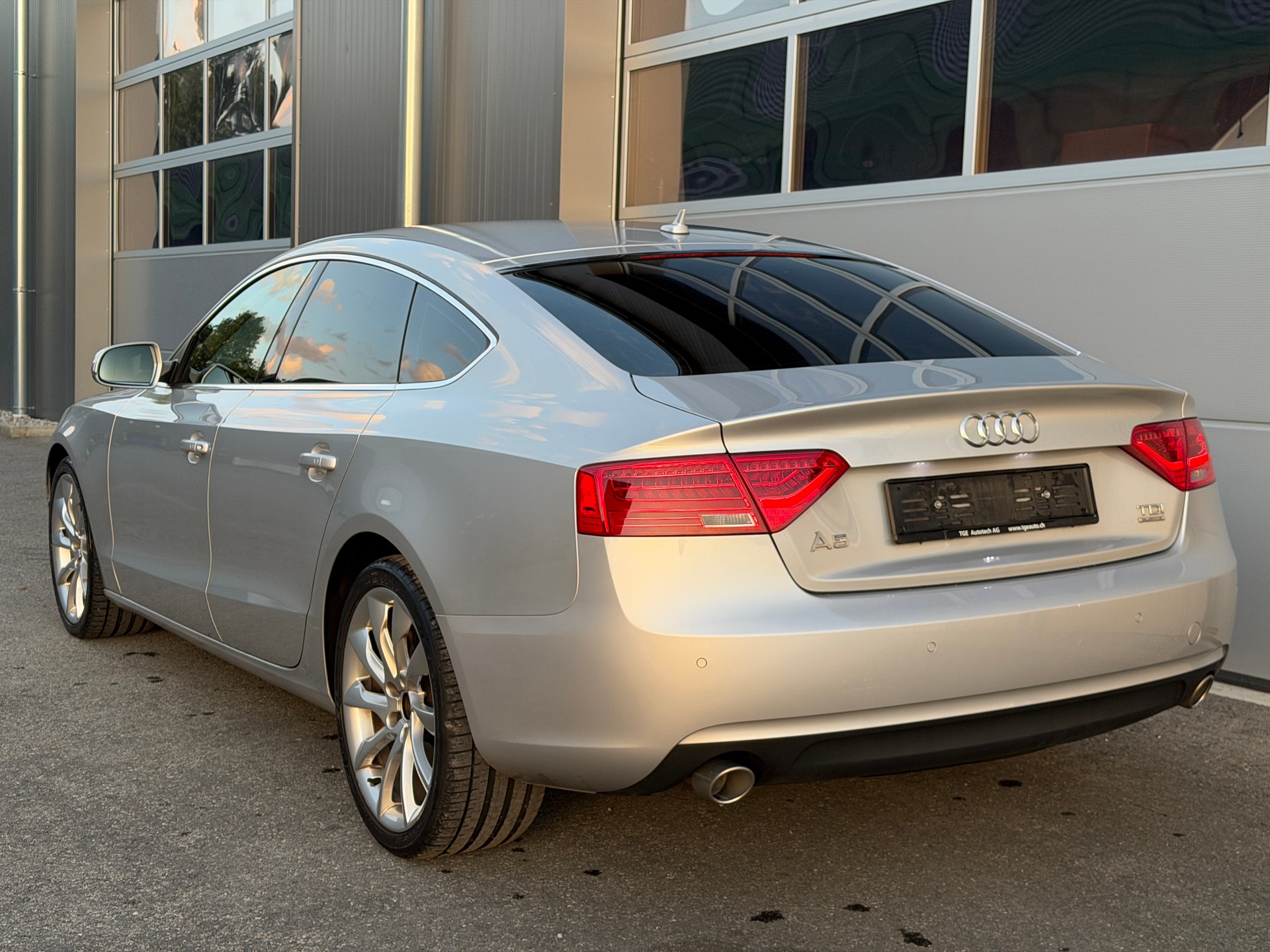AUDI A5 Sportback 3.0 TDI quattro S-tronic-image-5