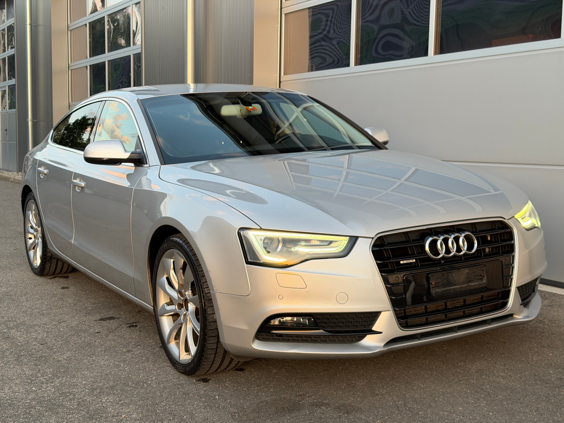 AUDI A5 Sportback 3.0 TDI quattro S-tronic-image-4