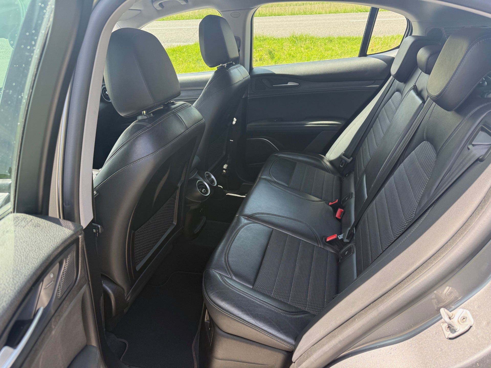 ALFA ROMEO Stelvio 2.2 JTDM Super Q4 Automatic-image-8