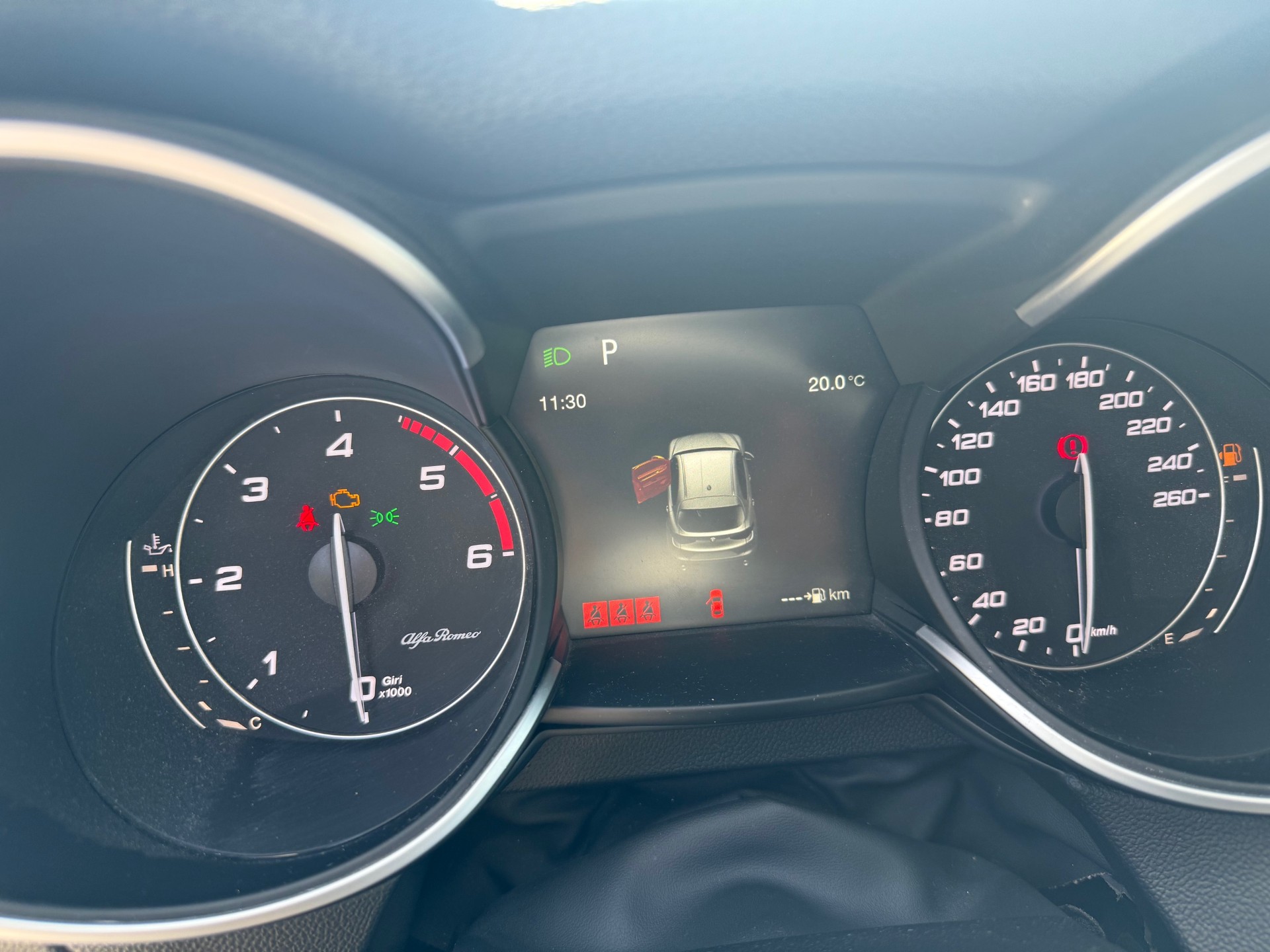 ALFA ROMEO Stelvio 2.2 JTDM Super Q4 Automatic-image-10