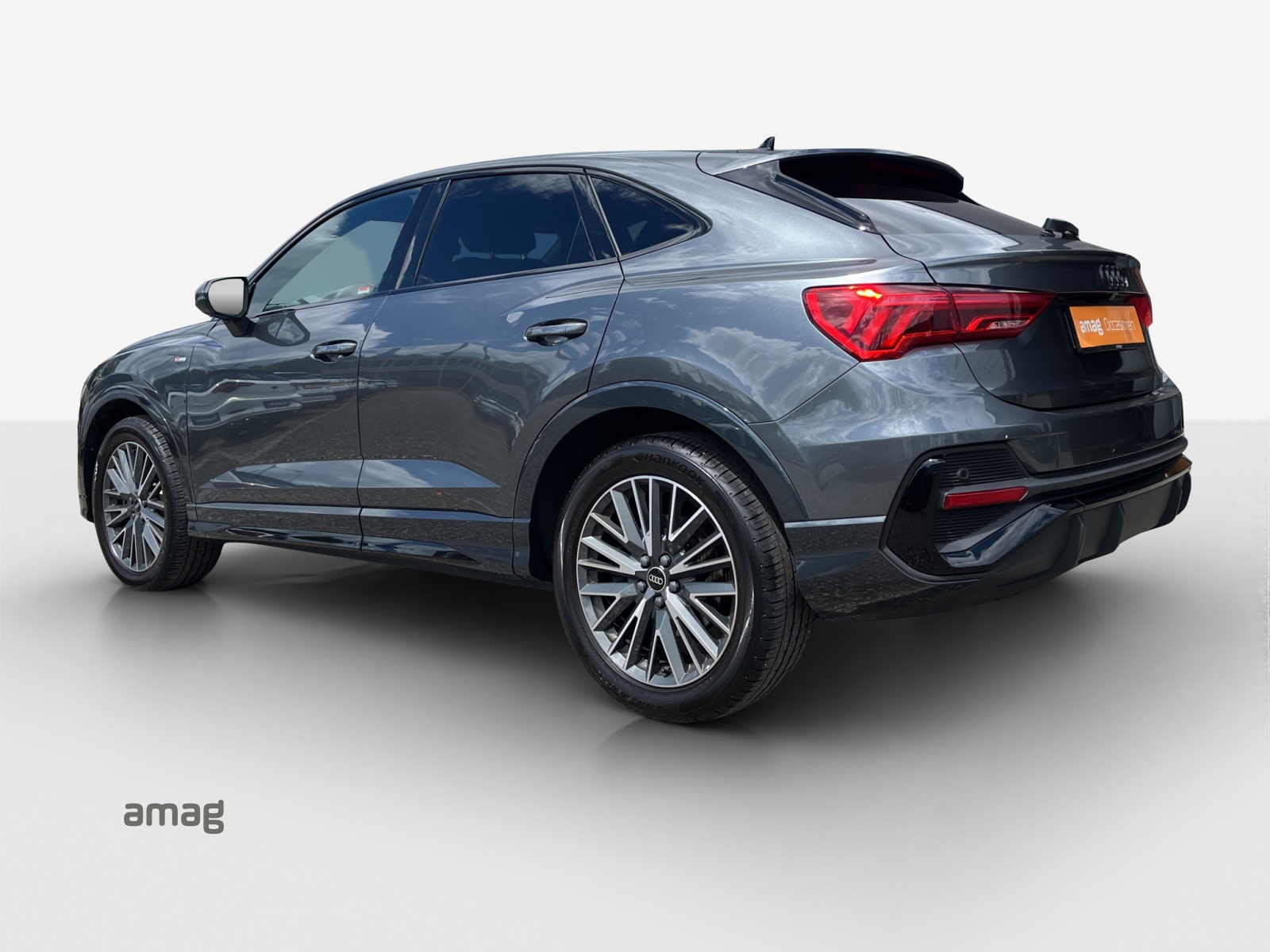 AUDI Q3 Sportback 40 TFSI S line quattro S-tronic-showroom-element-2