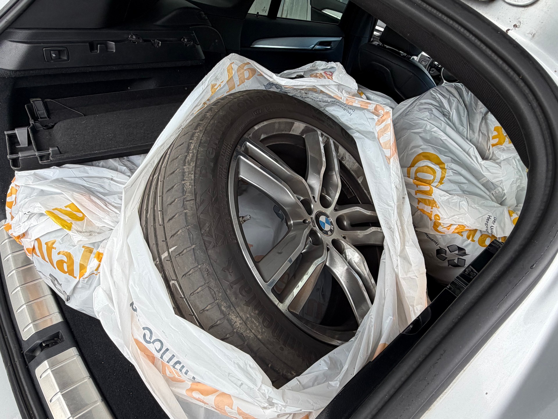 BMW X1 xDrive 20d M Sport Steptronic-image-6