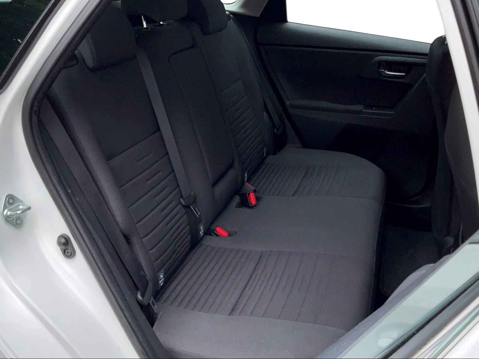 TOYOTA Auris Touring Sports 1.2 T Trend MultiDrive-image-9