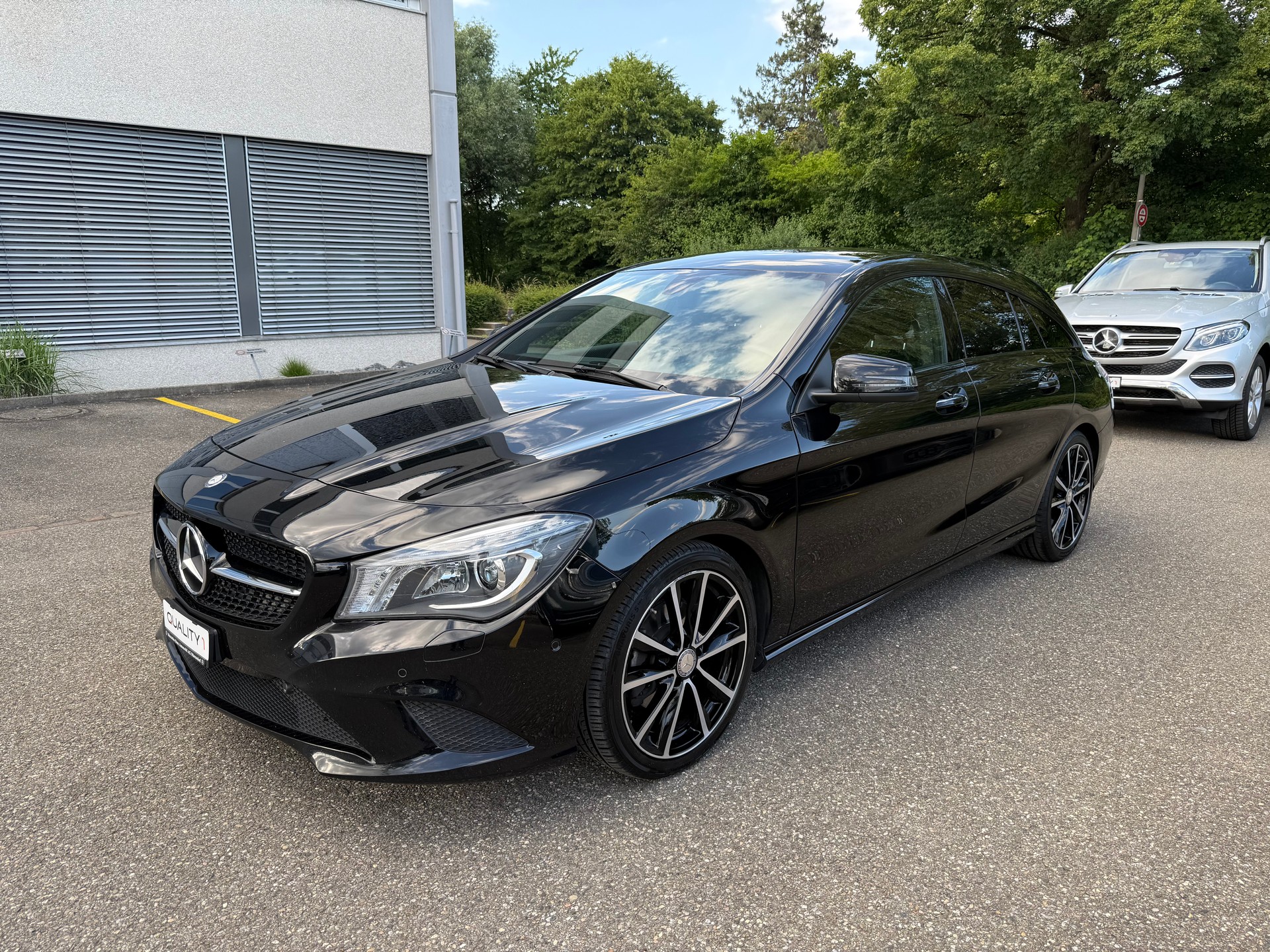 MERCEDES-BENZ CLA Shooting Brake 200 d Urban 4Matic 7G-DCT