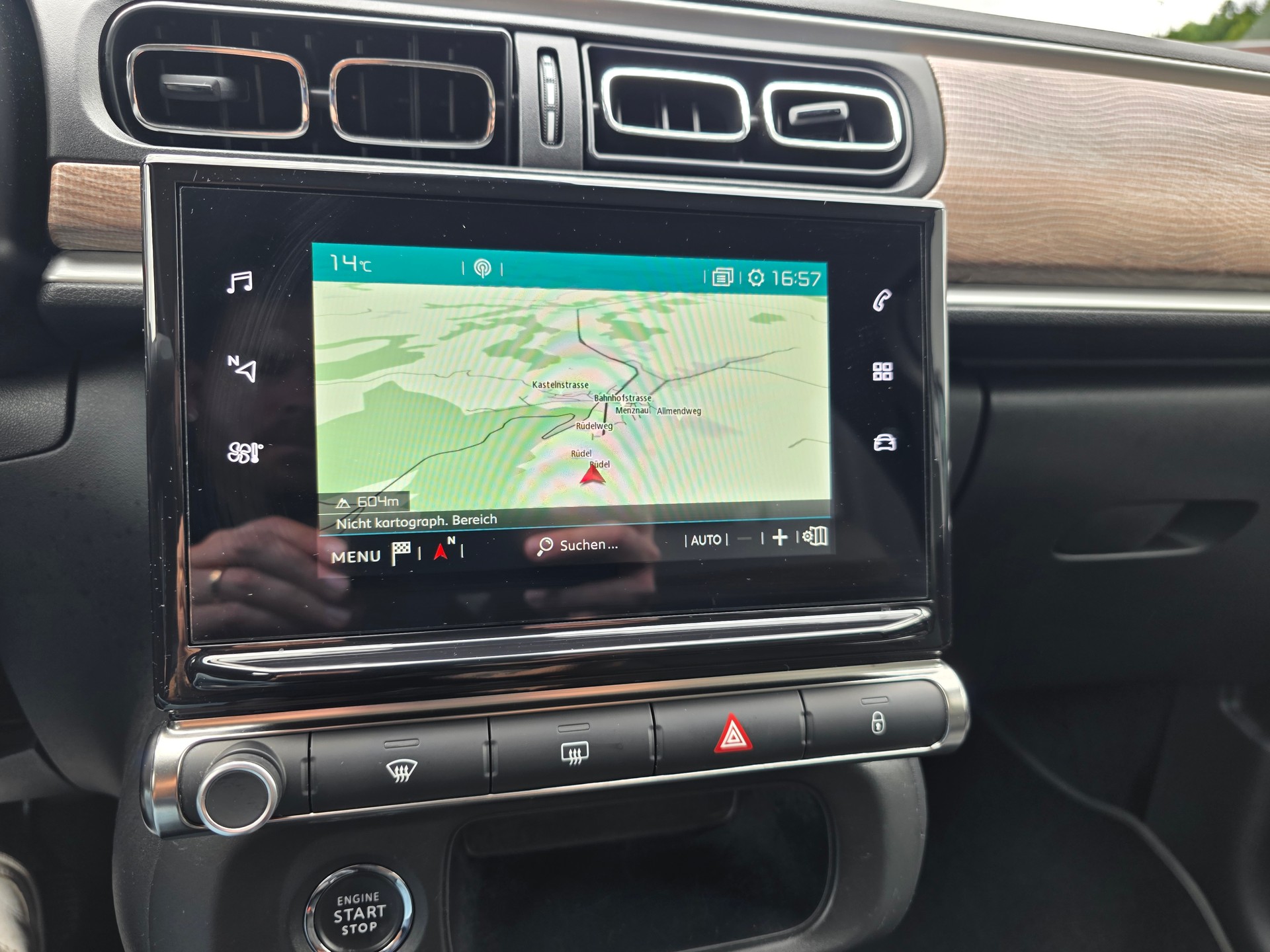 CITROEN C3 1.2i PureTech Shine EAT6-image-14