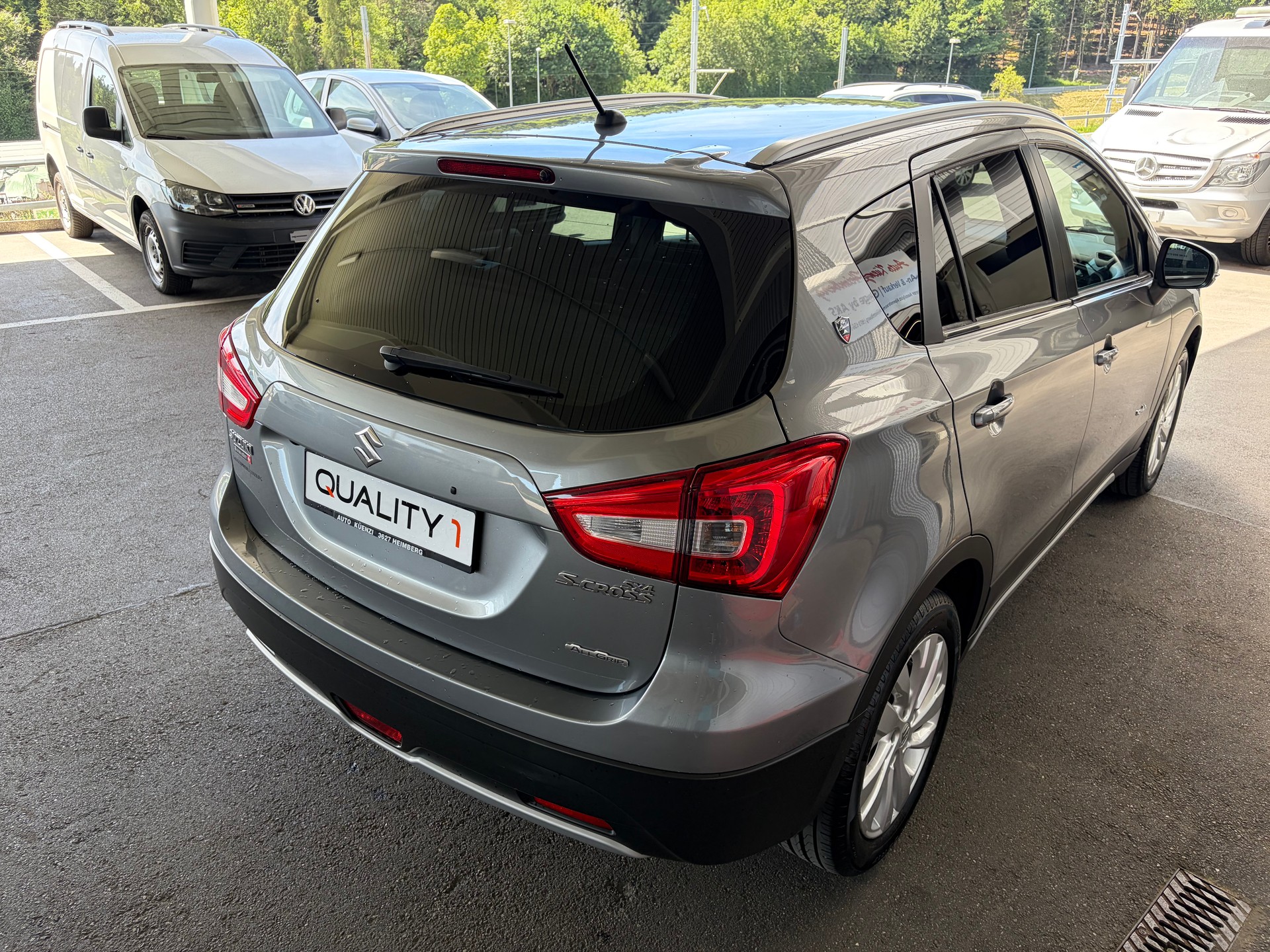 SUZUKI SX4 S-Cross 1.4 16V Piz Sulai 4WD Automatic mit Navi-showroom-element-3