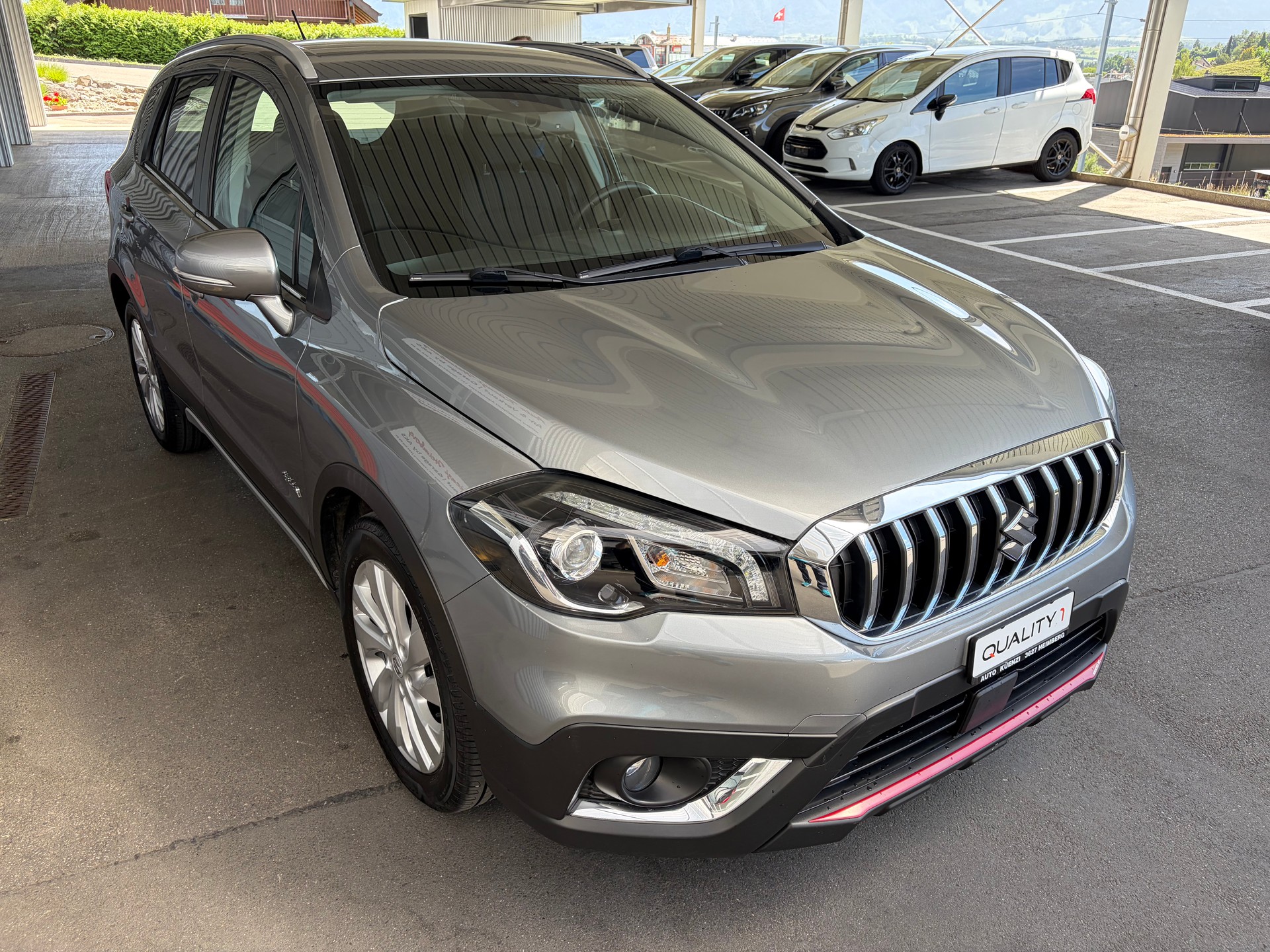 SUZUKI SX4 S-Cross 1.4 16V Piz Sulai 4WD Automatic mit Navi-showroom-element-1