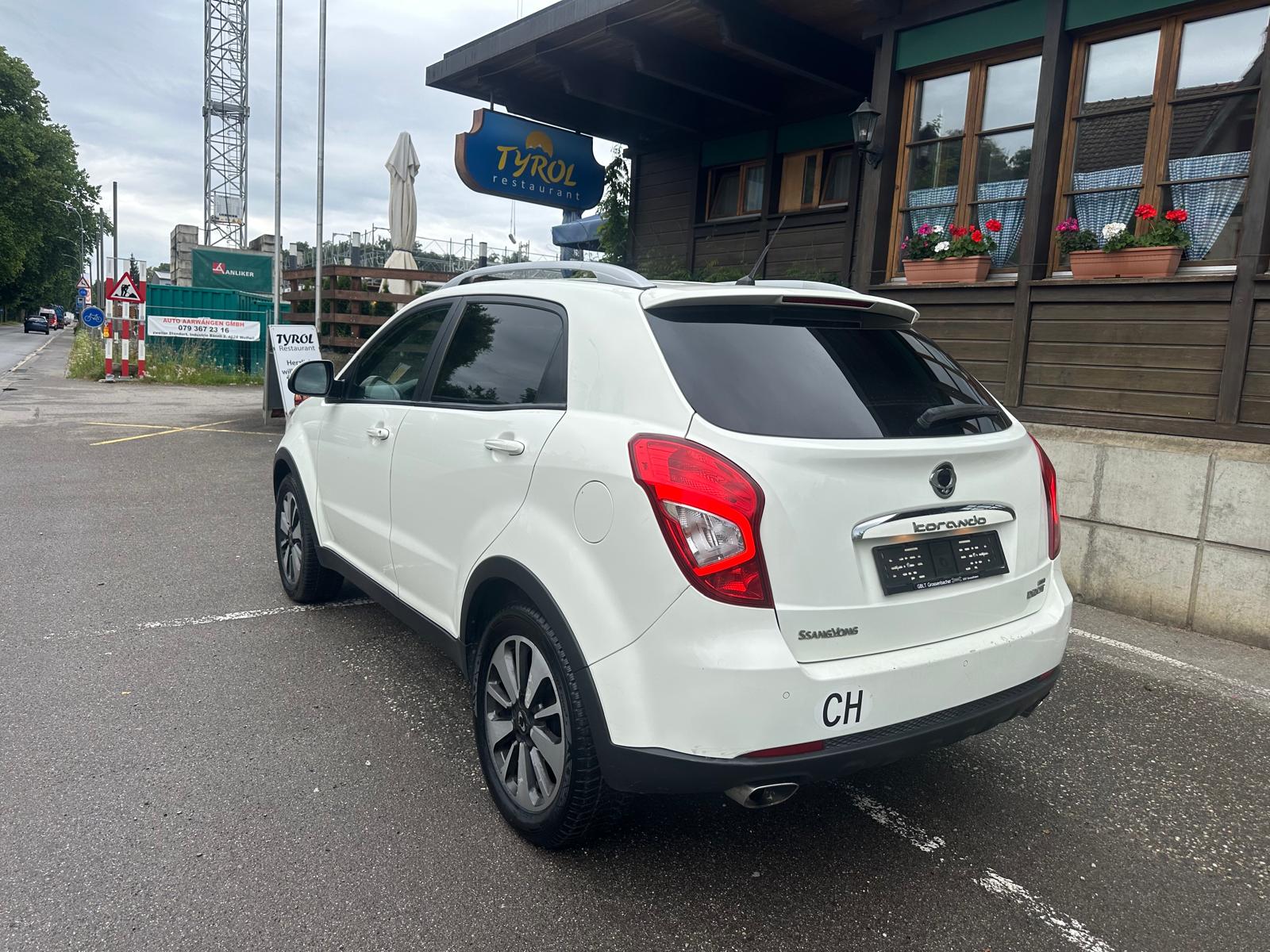 KGM-SsangYong Korando 2.0 e-XDI Sapphire 4WD-showroom-element-3