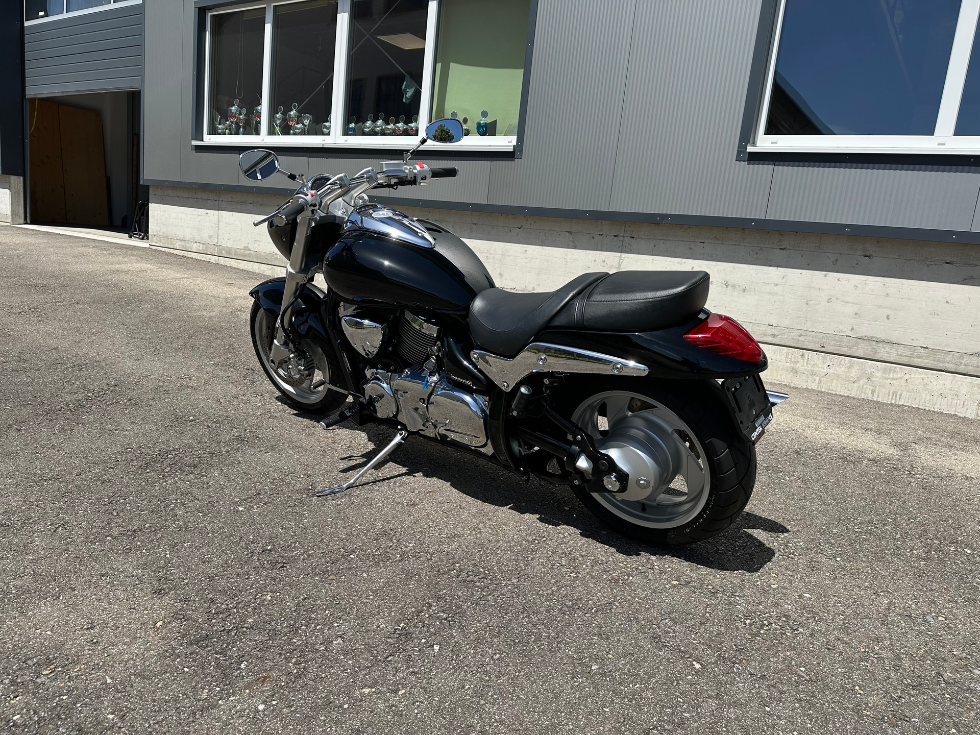 SUZUKI M 1500 R Intruder-image-2