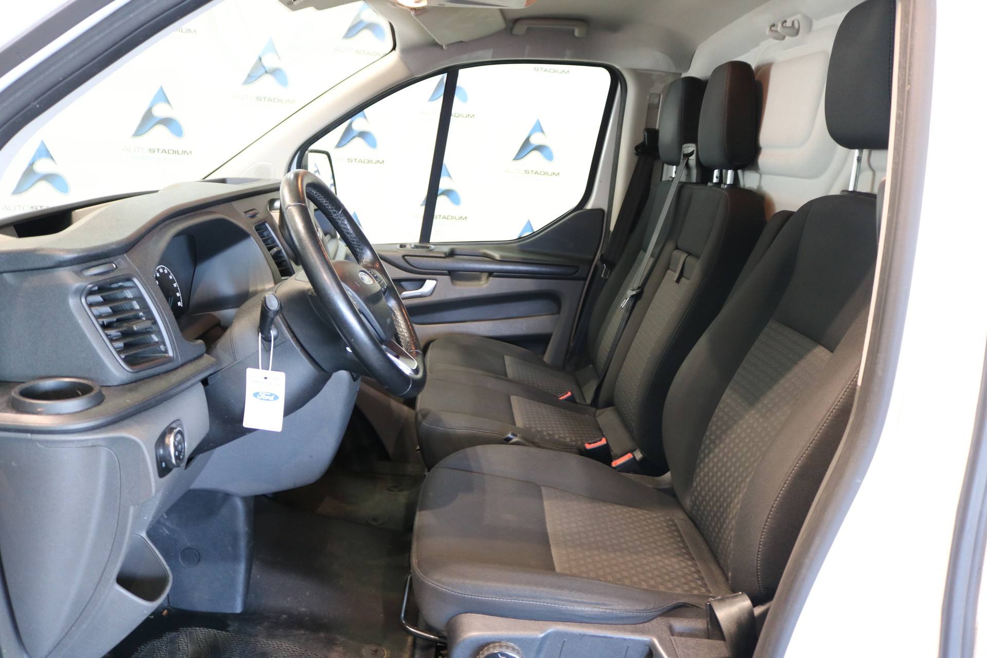 FORD Transit Custom Van 280 L1H1 Ambiente-showroom-element-2