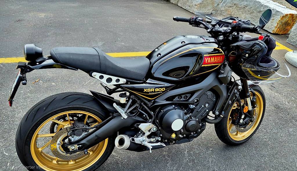 YAMAHA XSR 900 80 Black-image-1