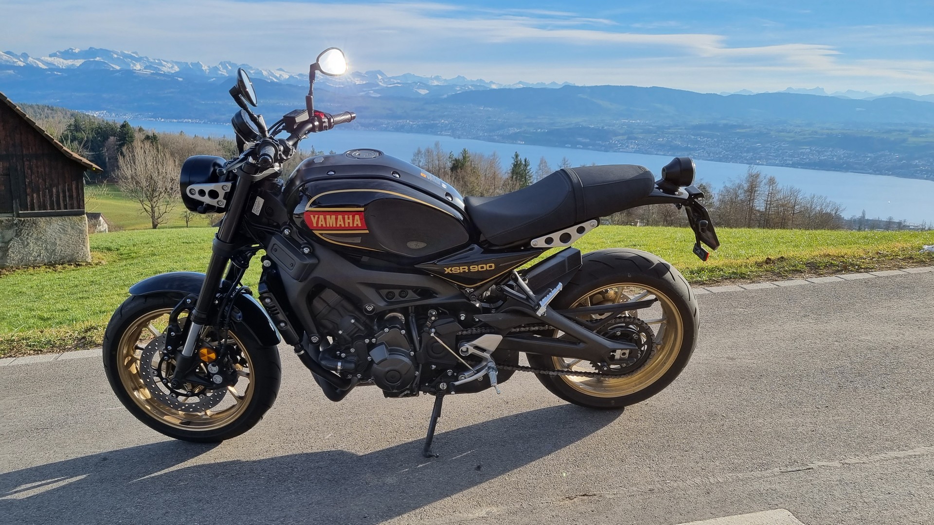 YAMAHA XSR 900 80 Black-image-5