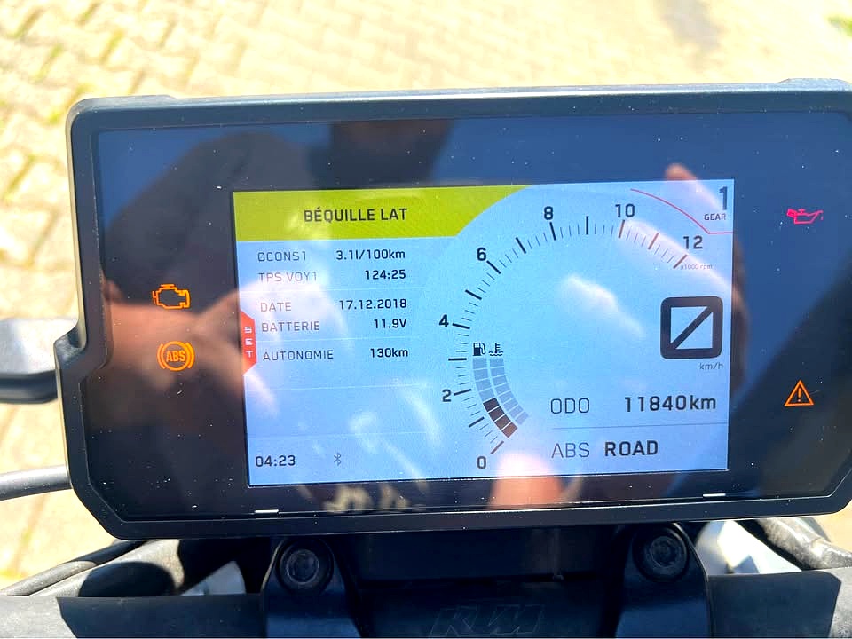 KTM 125 Duke-image-3