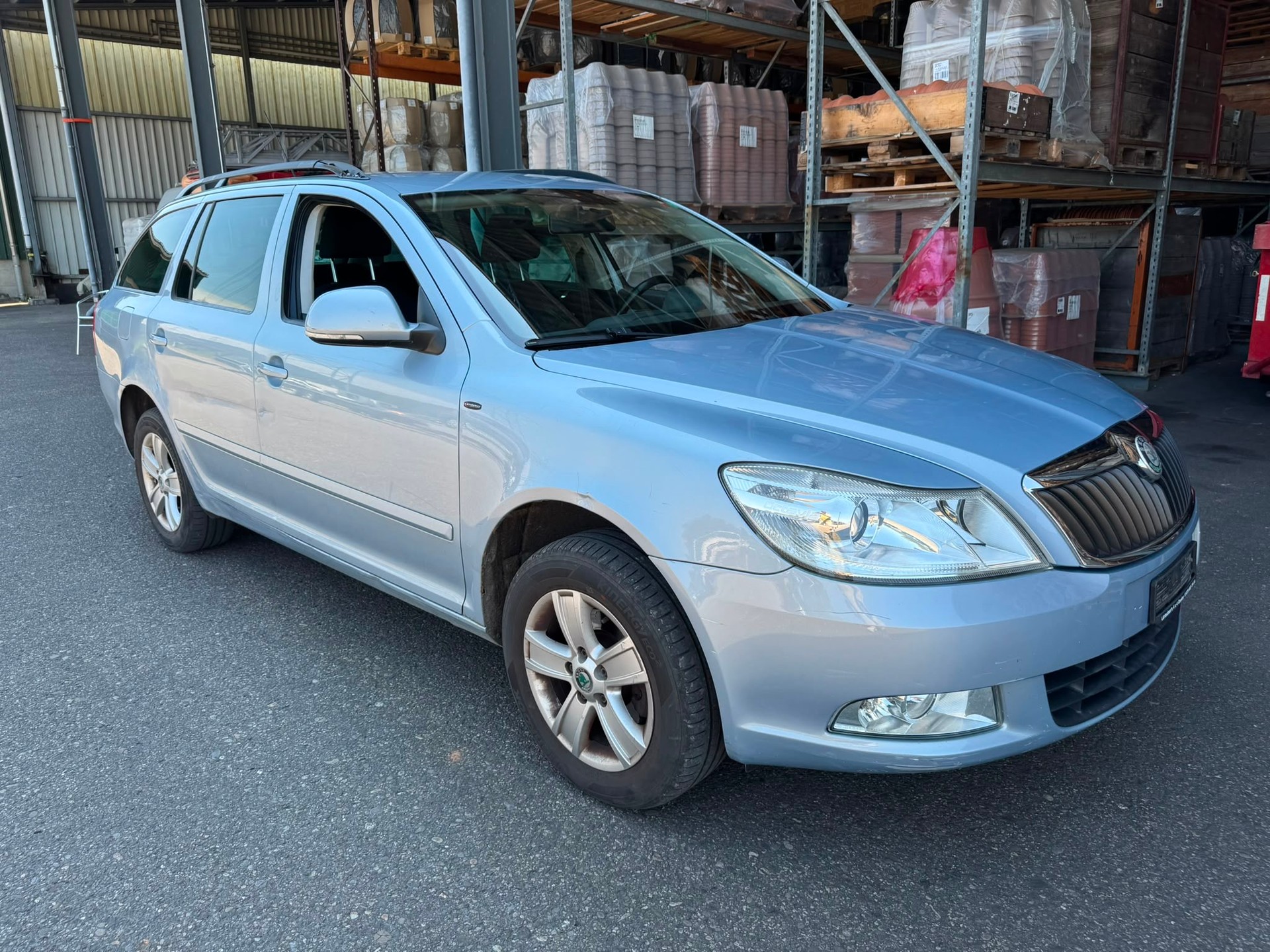 SKODA Octavia Combi 1.6 TDI Stöckli 4x4