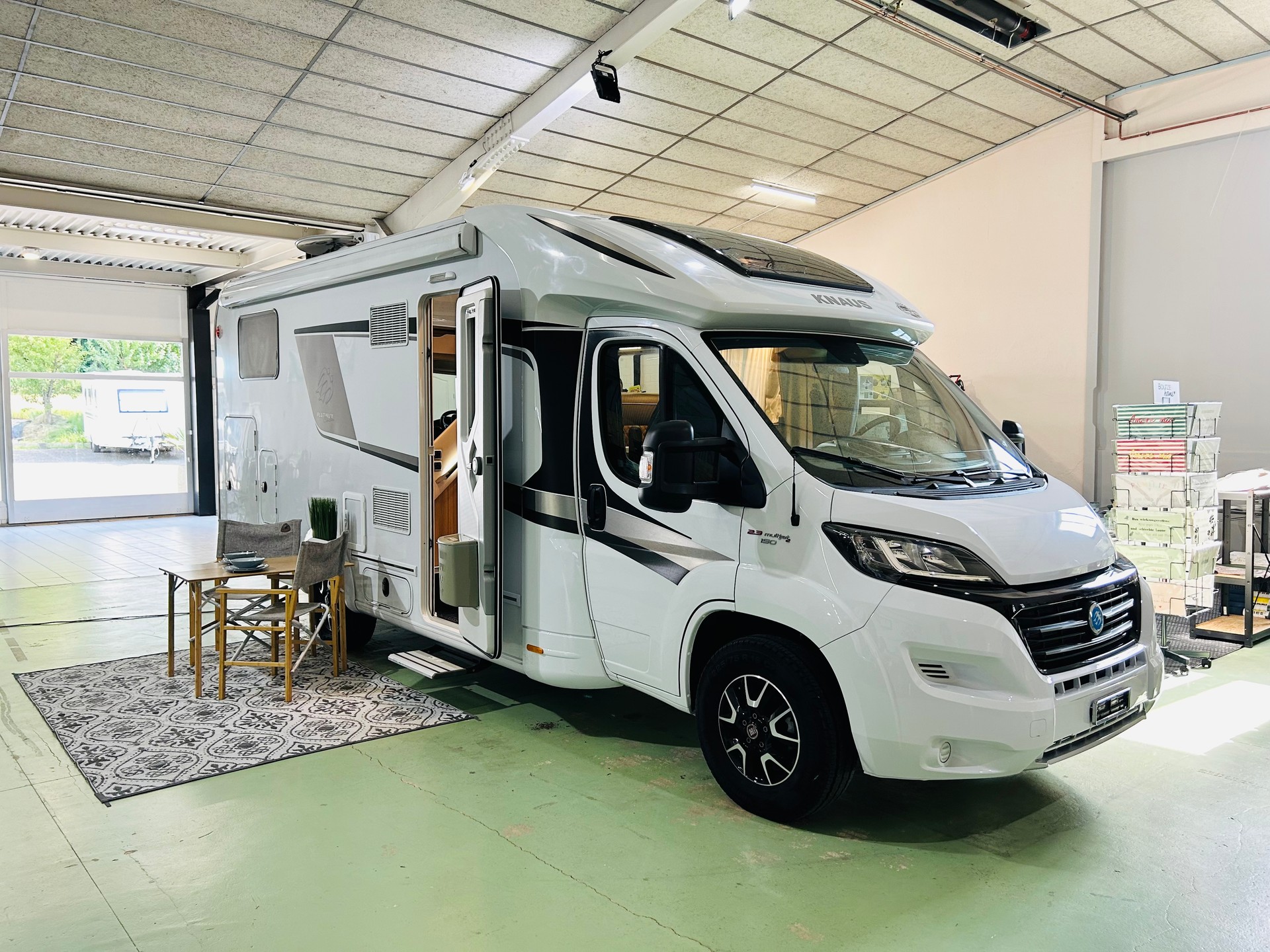 KNAUS Sun TI 700 MEG Platinum