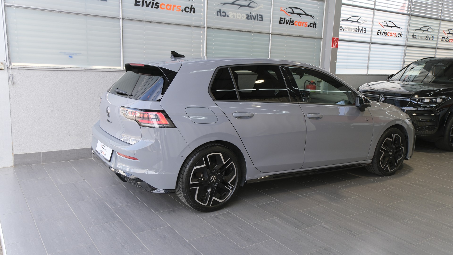 VW Golf 1.5 e TSI mHEV R-Line DSG * Black Style *-image-22
