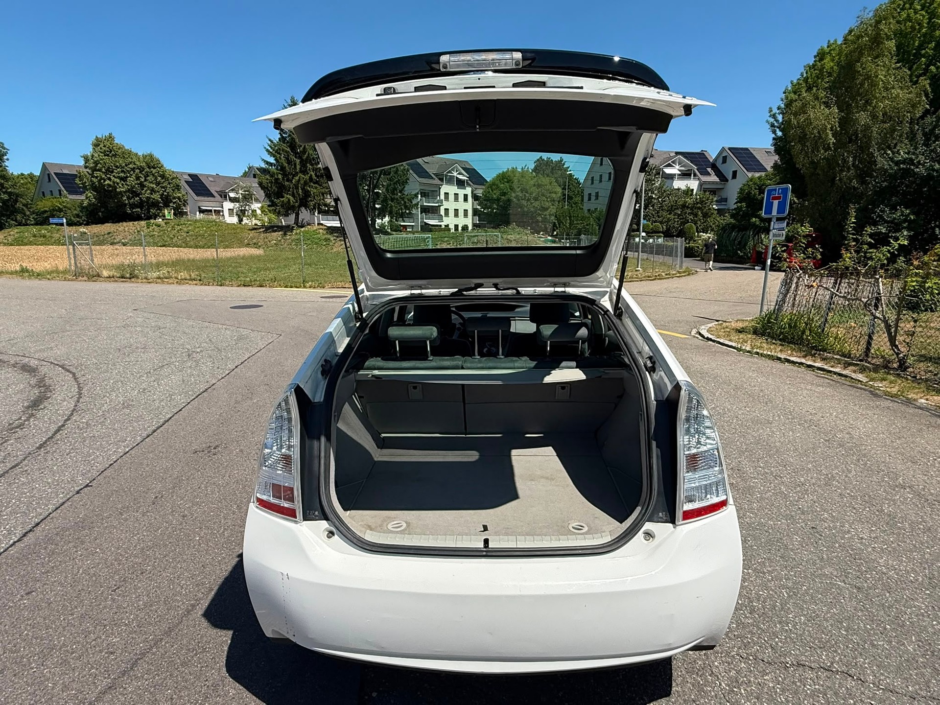 TOYOTA Prius 1.8 16V HSD-image-6
