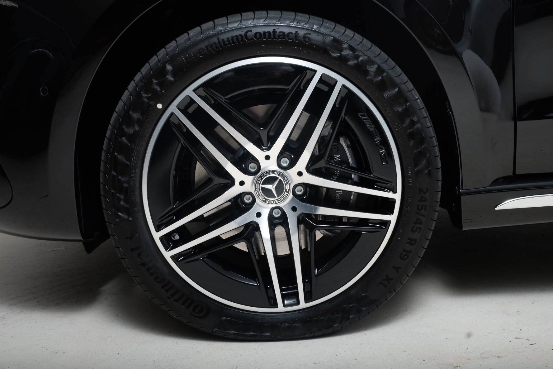 MERCEDES-BENZ V 250 d extralang 4Matic Avantgarde 9G-Tronic-showroom-element-2