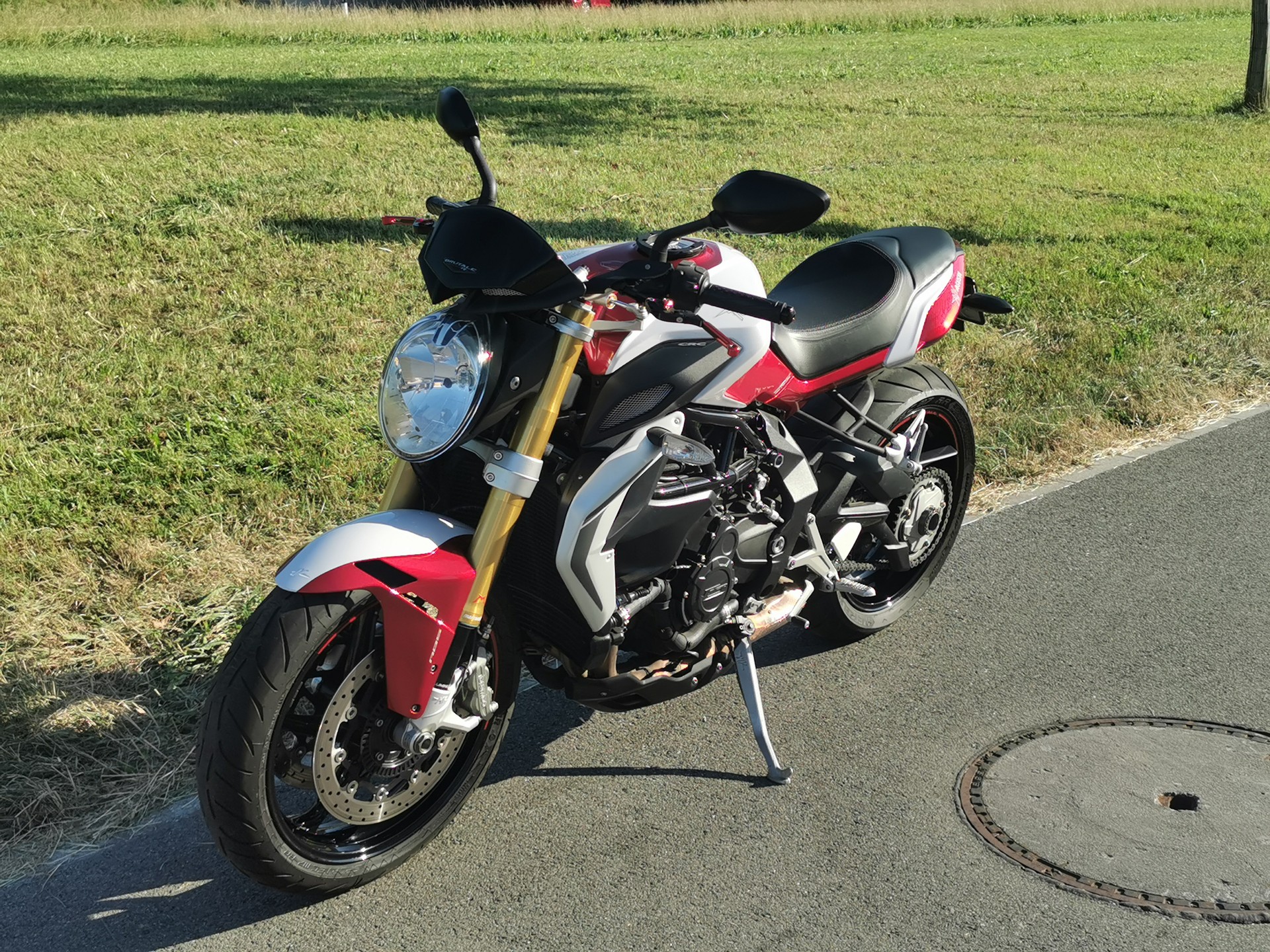 MV AGUSTA B3 Brutale 800 RR ABS-image-4