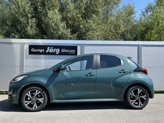 TOYOTA Yaris 1.5 Trend e-CVT-image-2
