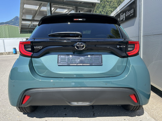 TOYOTA Yaris 1.5 Trend e-CVT-image-4