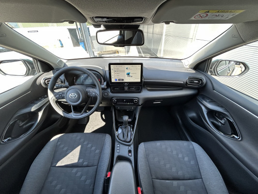 TOYOTA Yaris 1.5 Trend e-CVT-image-5