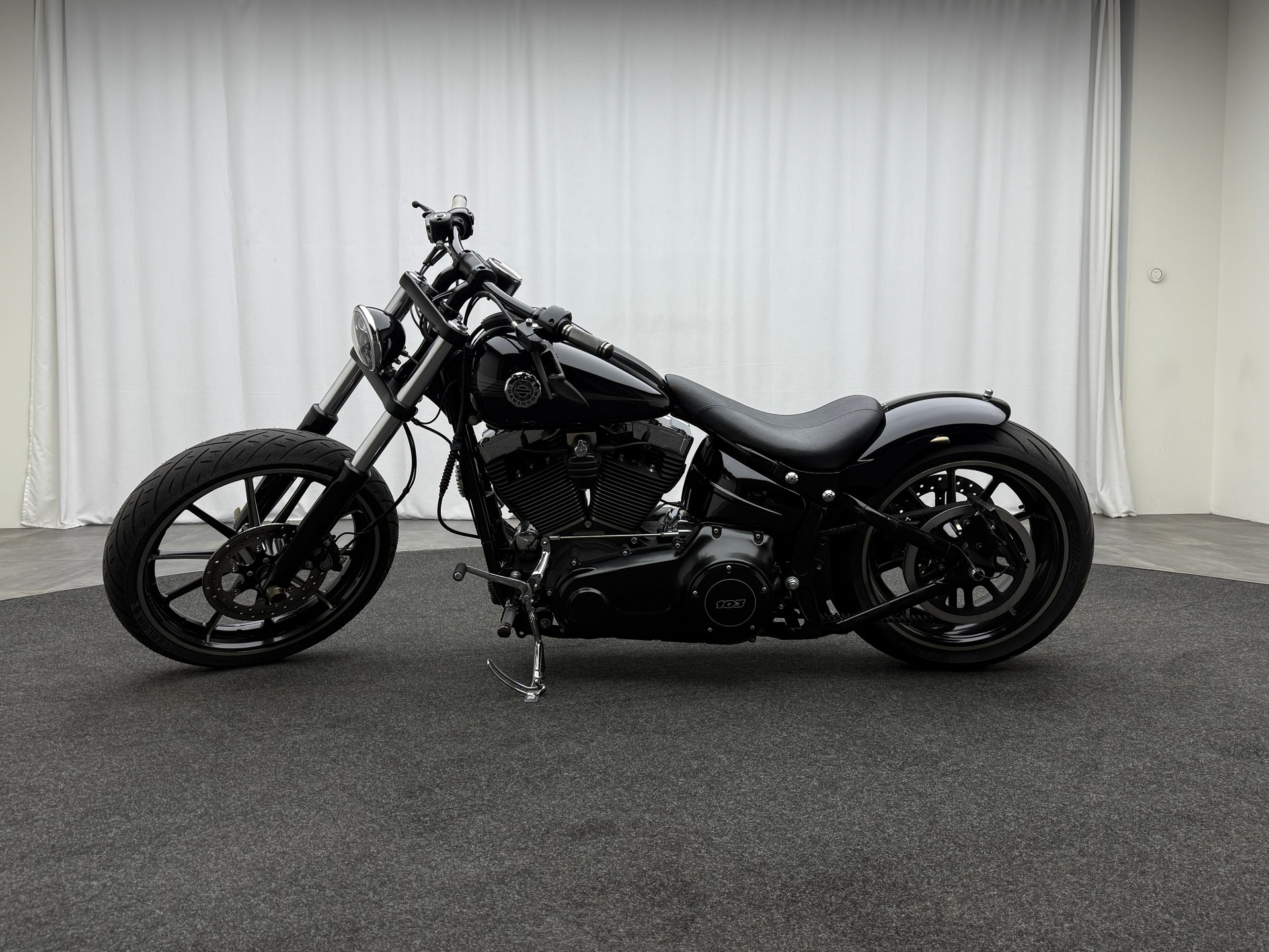 HARLEY-DAVIDSON FXSB Breakout 103 ABS-image-3