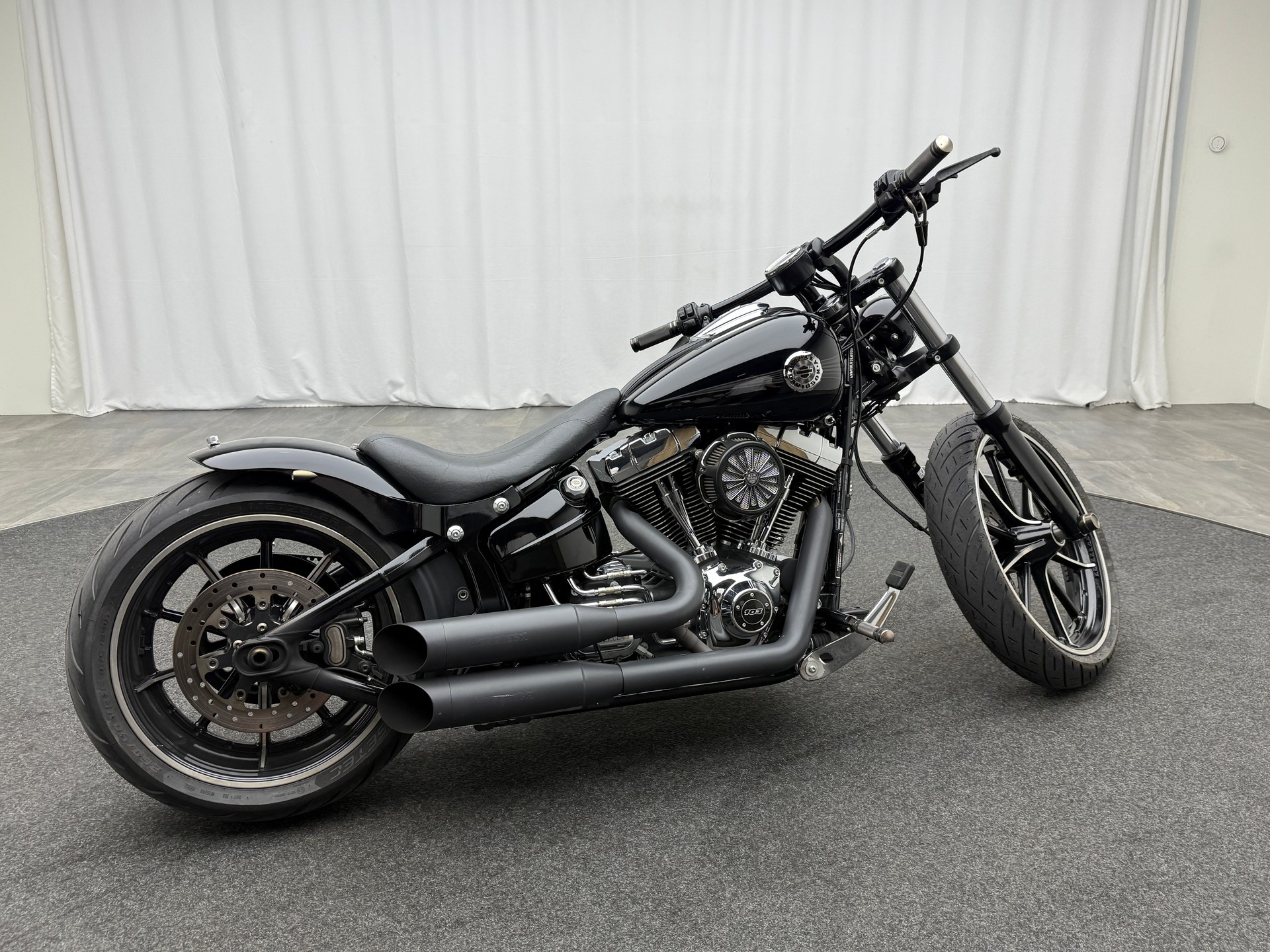 HARLEY-DAVIDSON FXSB Breakout 103 ABS-image-2